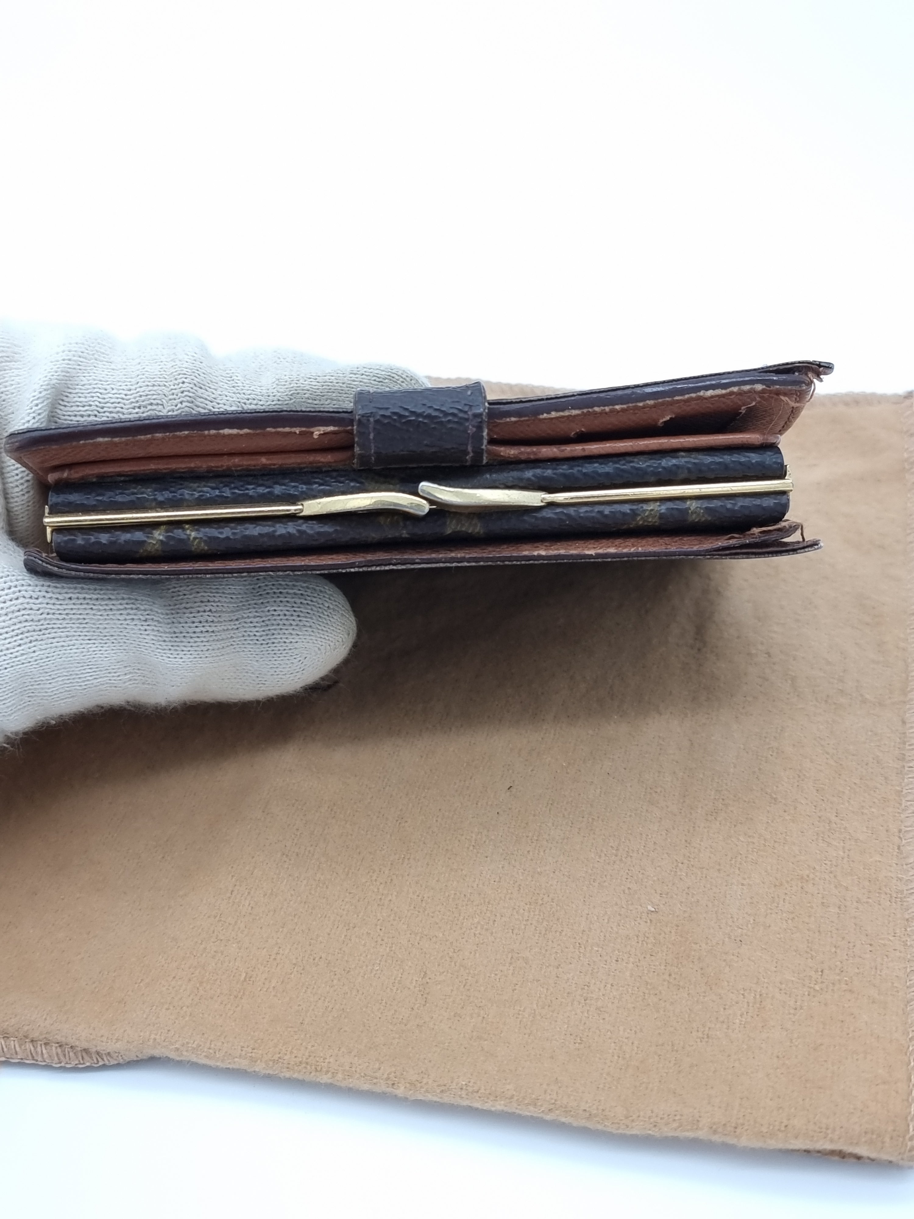 Louis Vuitton Wallet