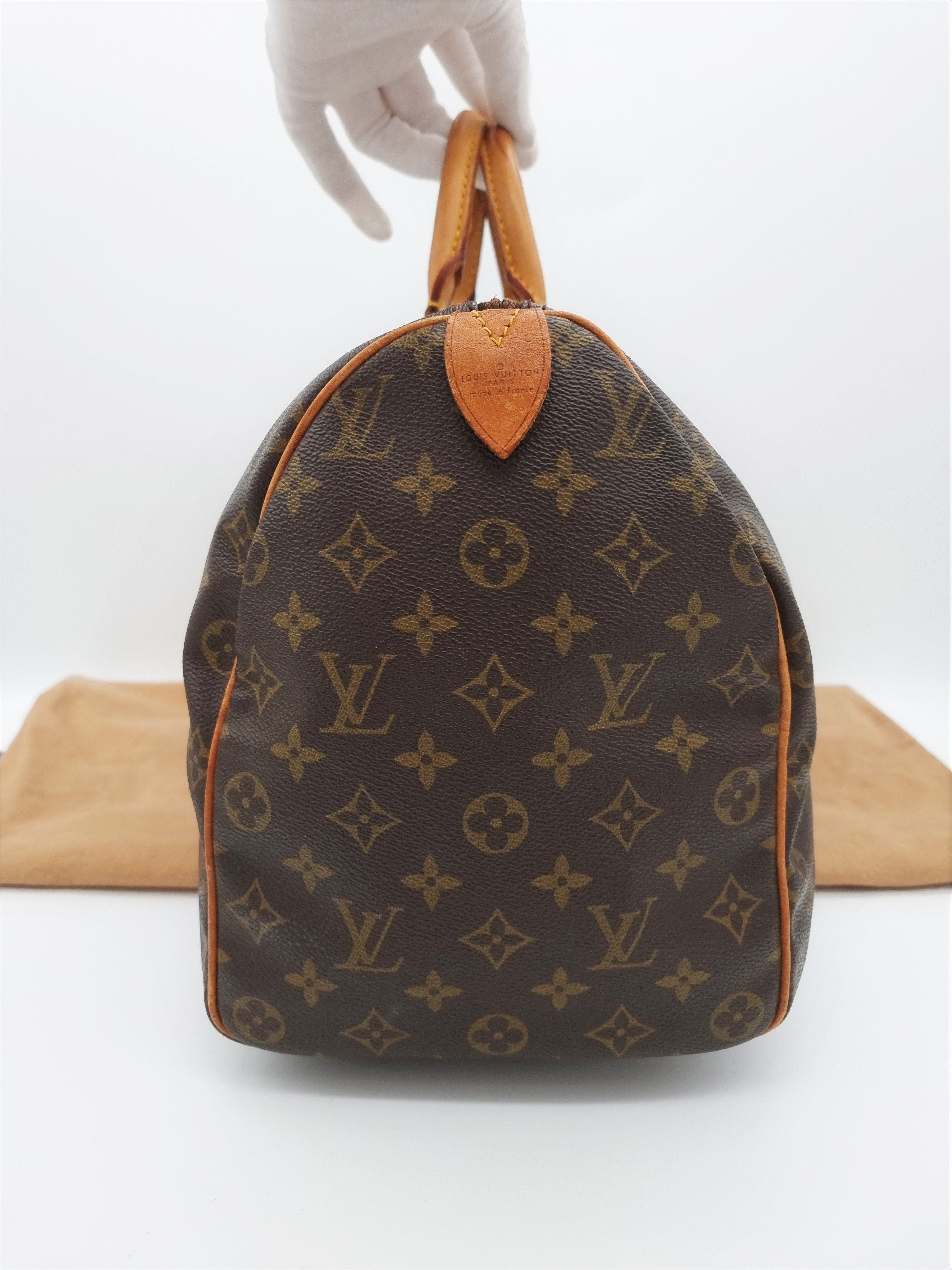 Louis Vuitton Speedy 40