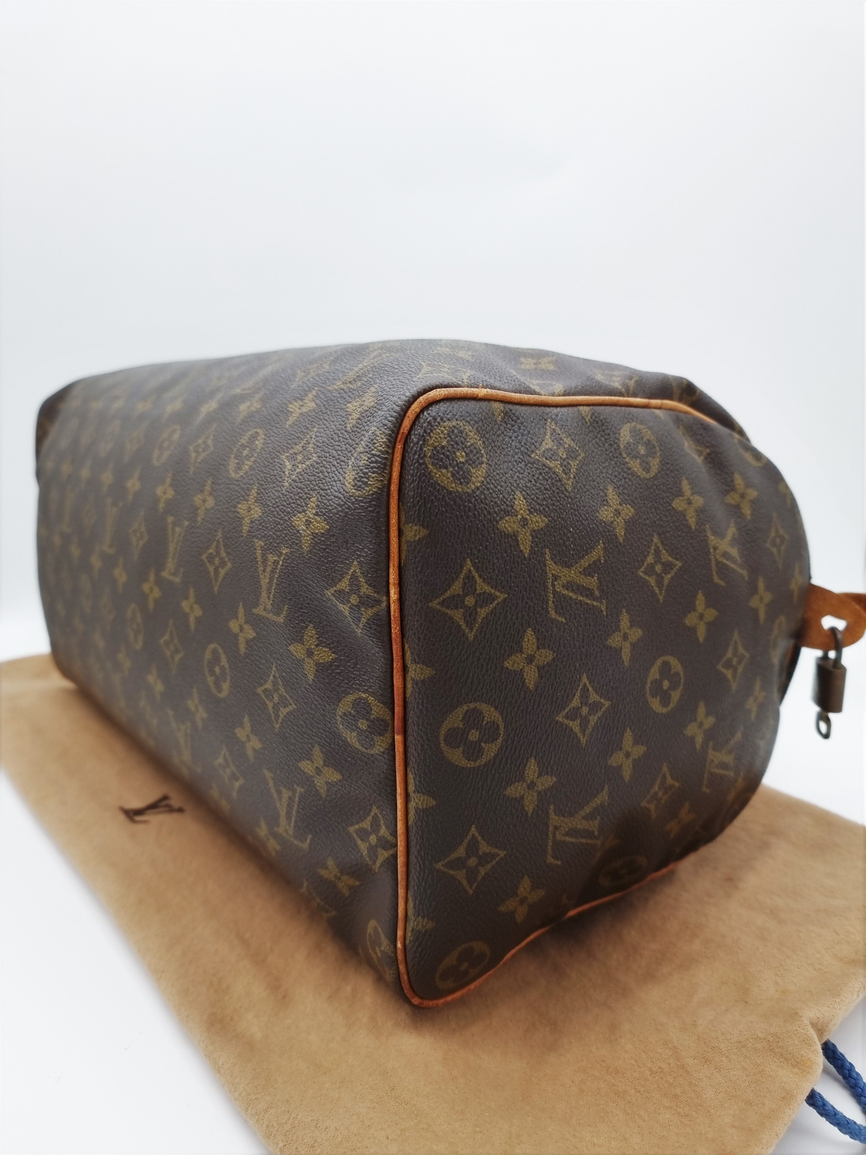 Louis Vuitton Speedy 40