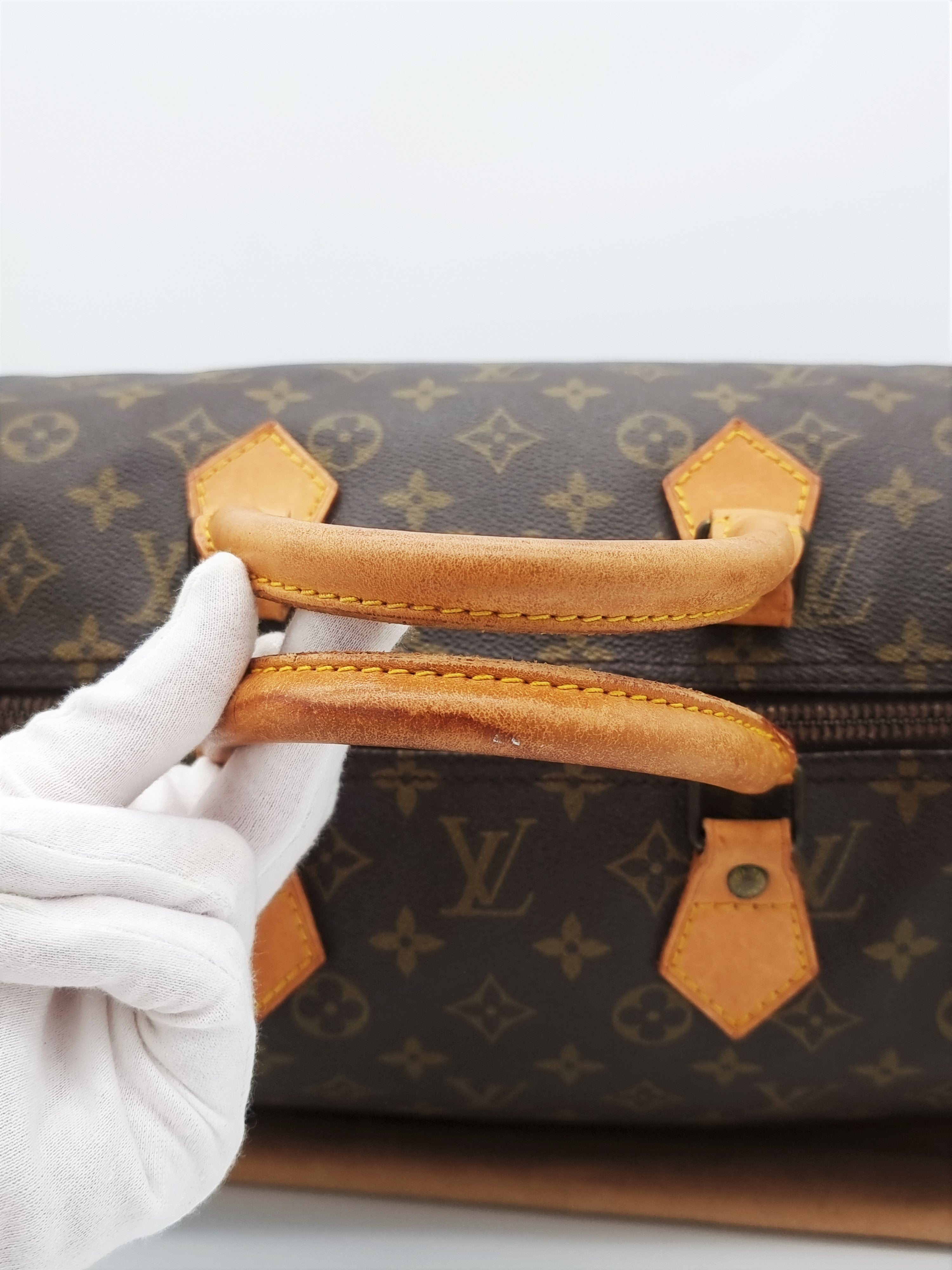 Louis Vuitton Speedy 40