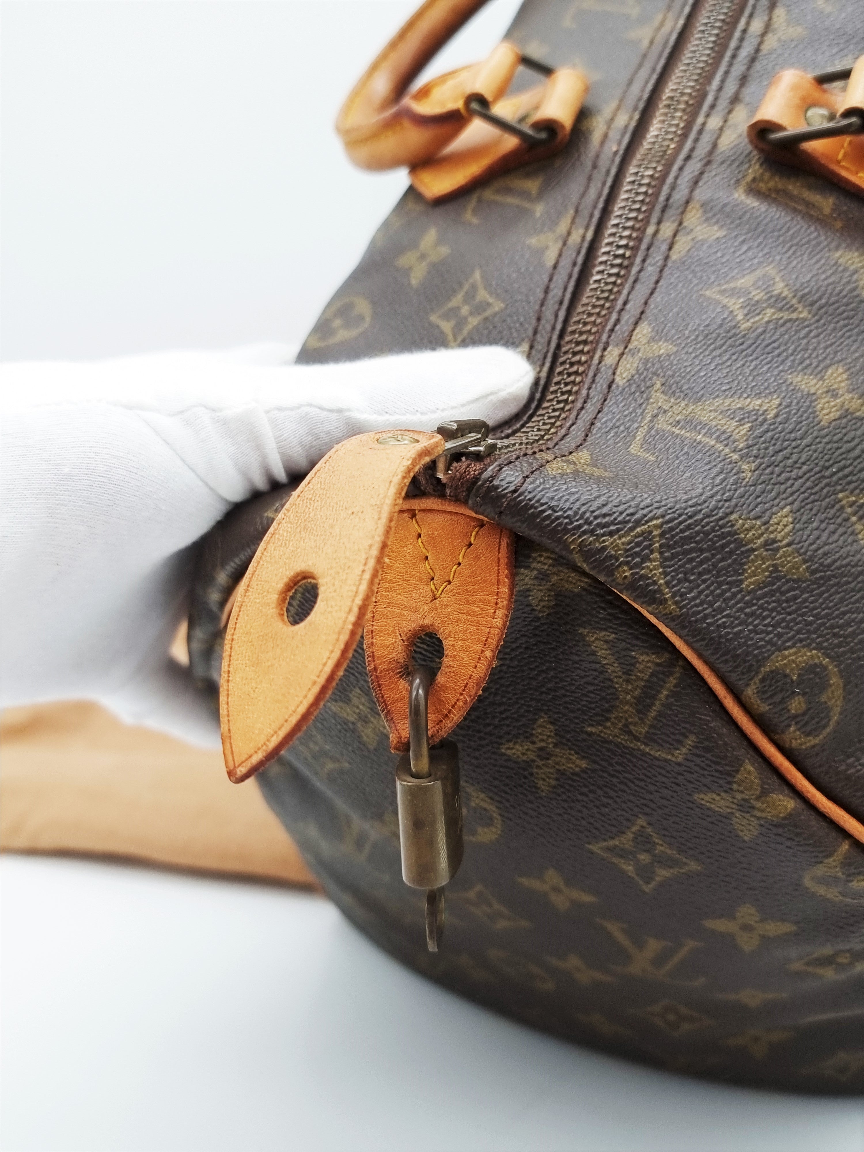 Louis Vuitton Speedy 40