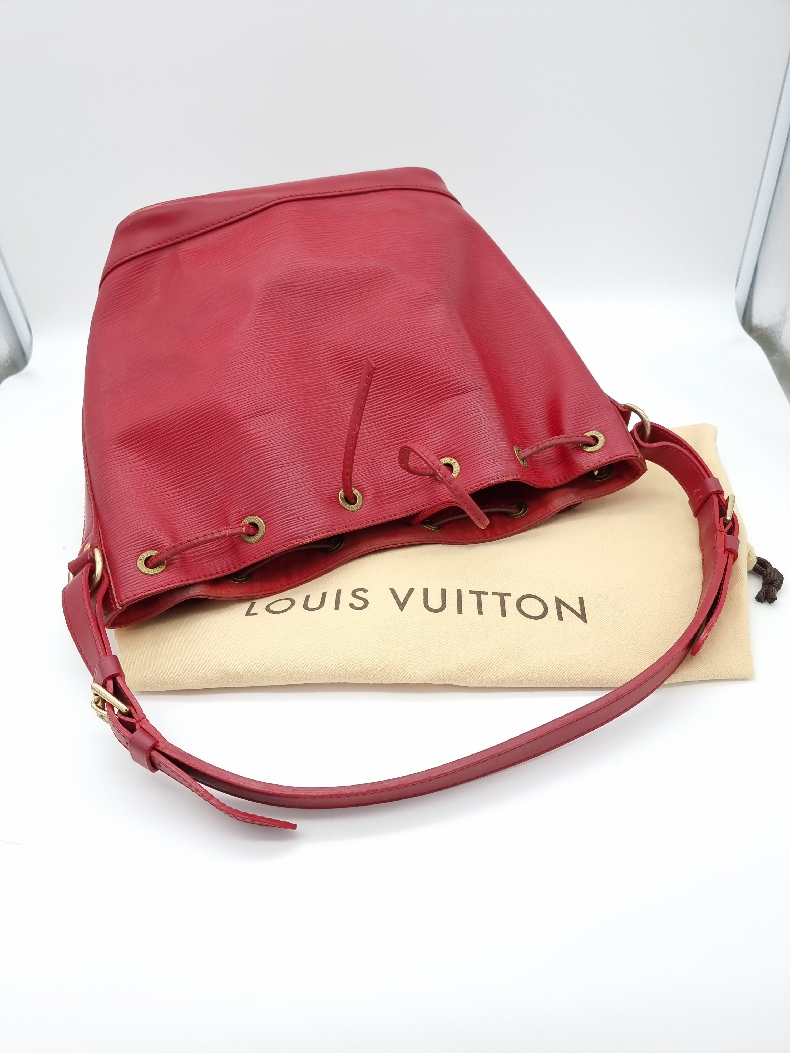 Louis Vuitton Petit Noe Epi Red