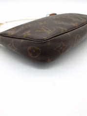 Louis Vuitton Pochette Accessoires