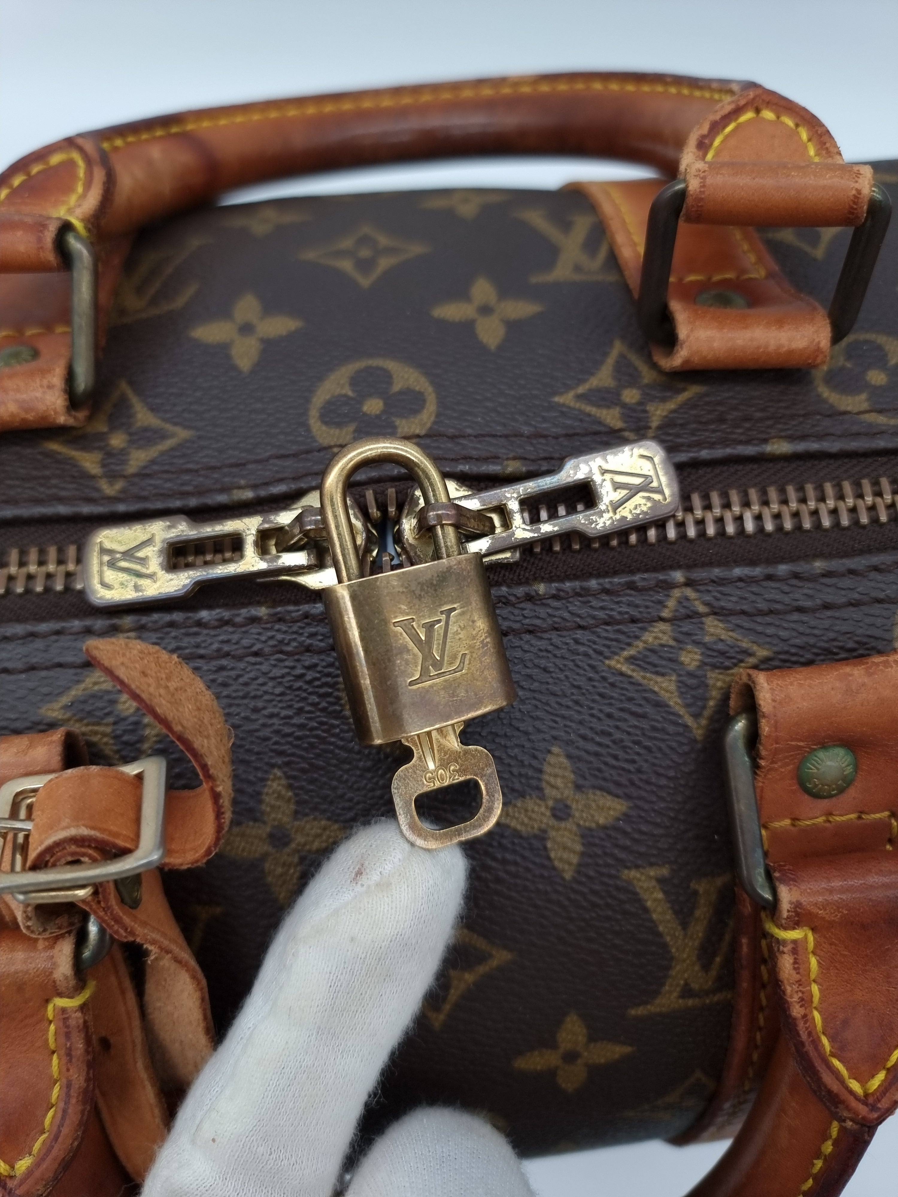 Louis Vuitton Keepall 45 Bandouliere