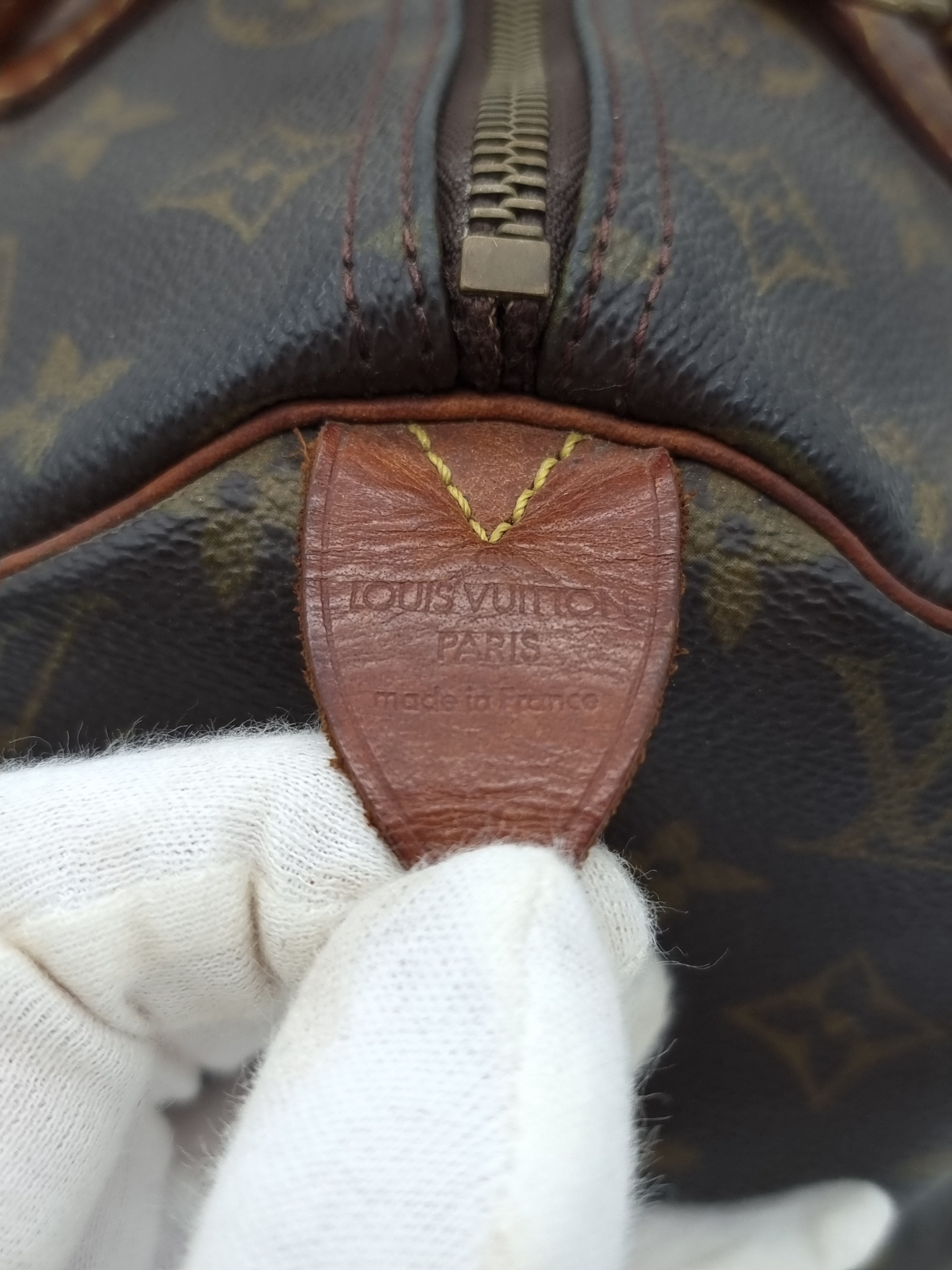 Louis Vuitton Speedy 30