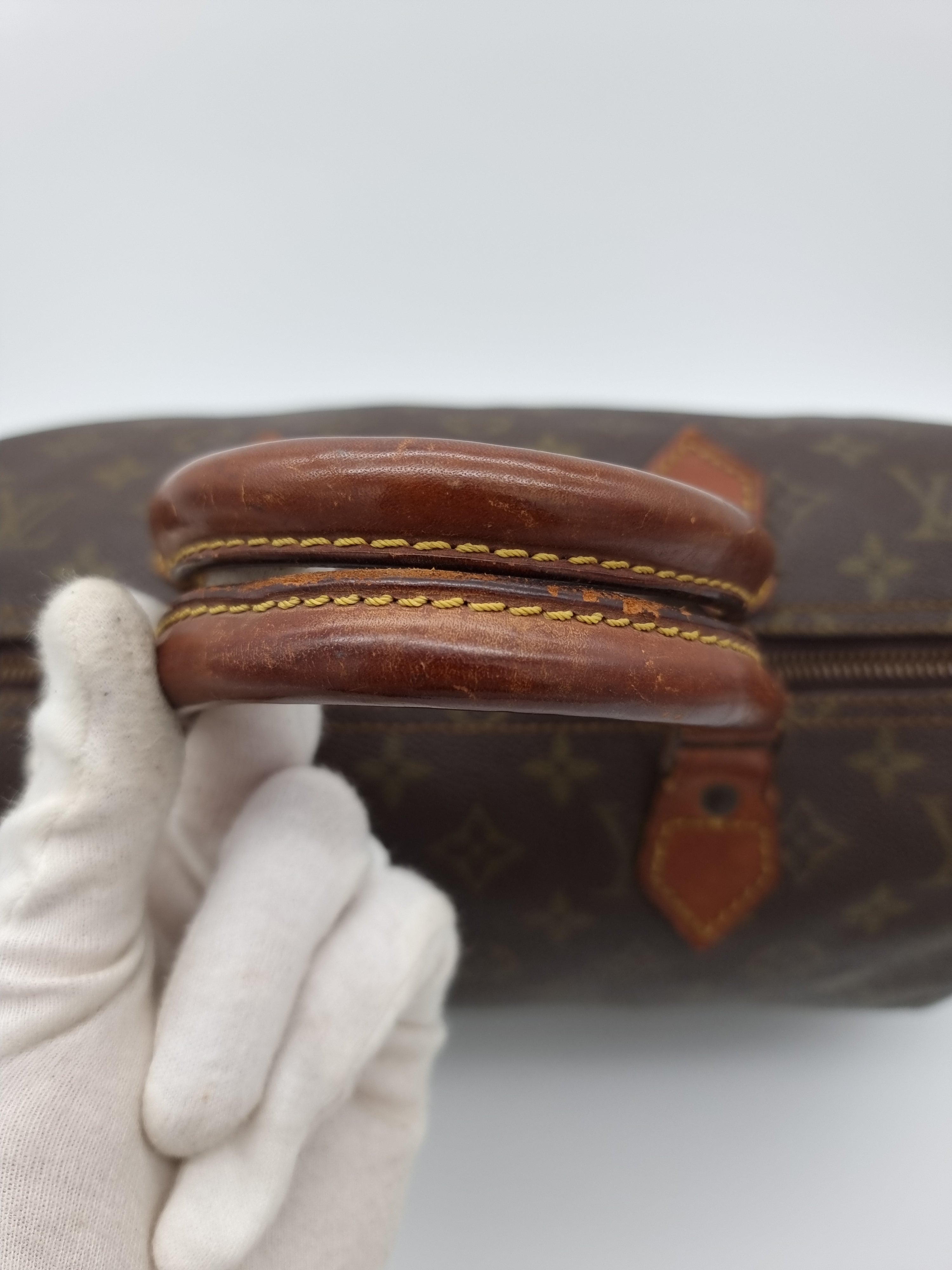 Louis Vuitton Speedy 35