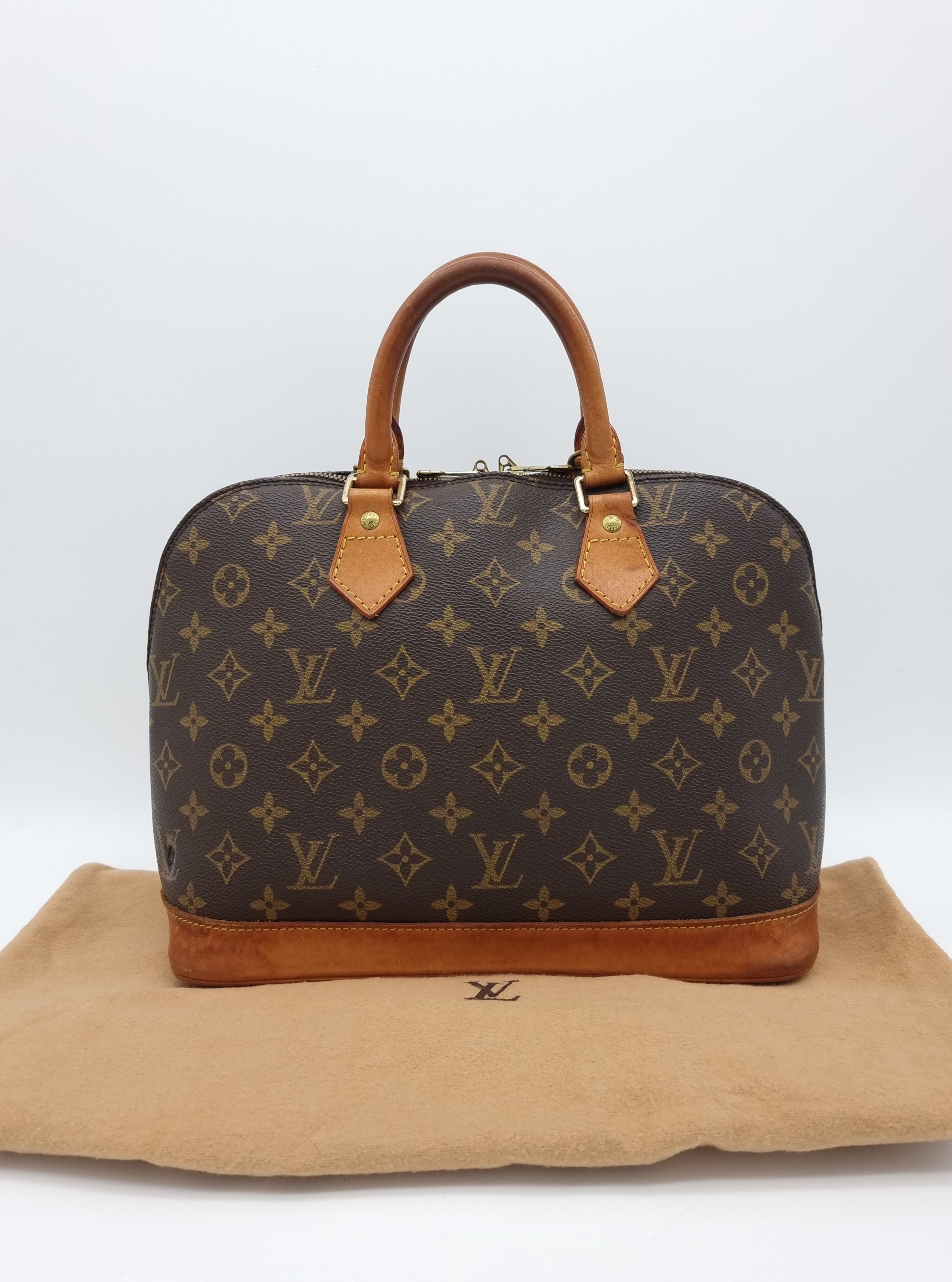 Louis Vuitton Alma