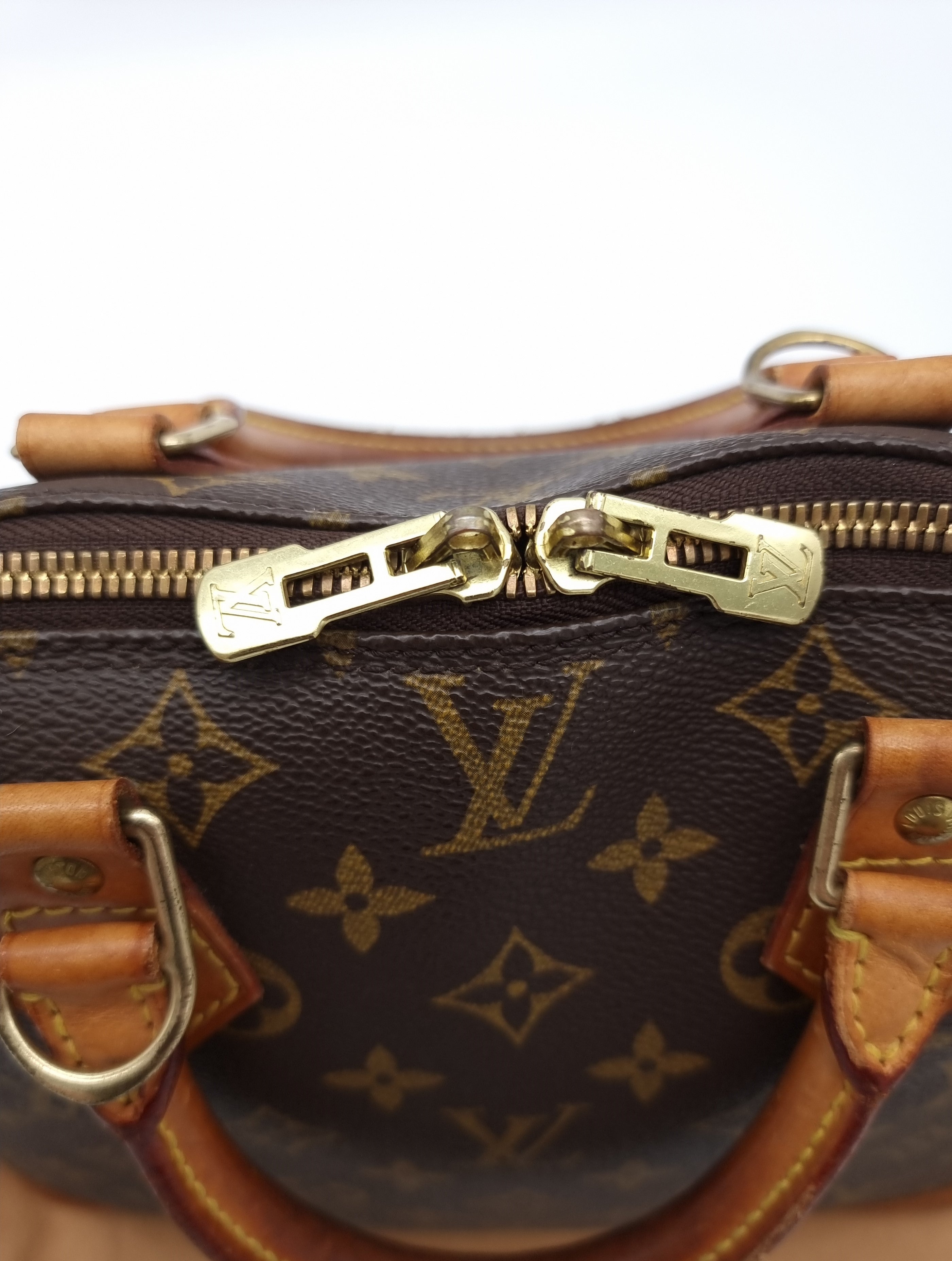 Louis Vuitton Alma