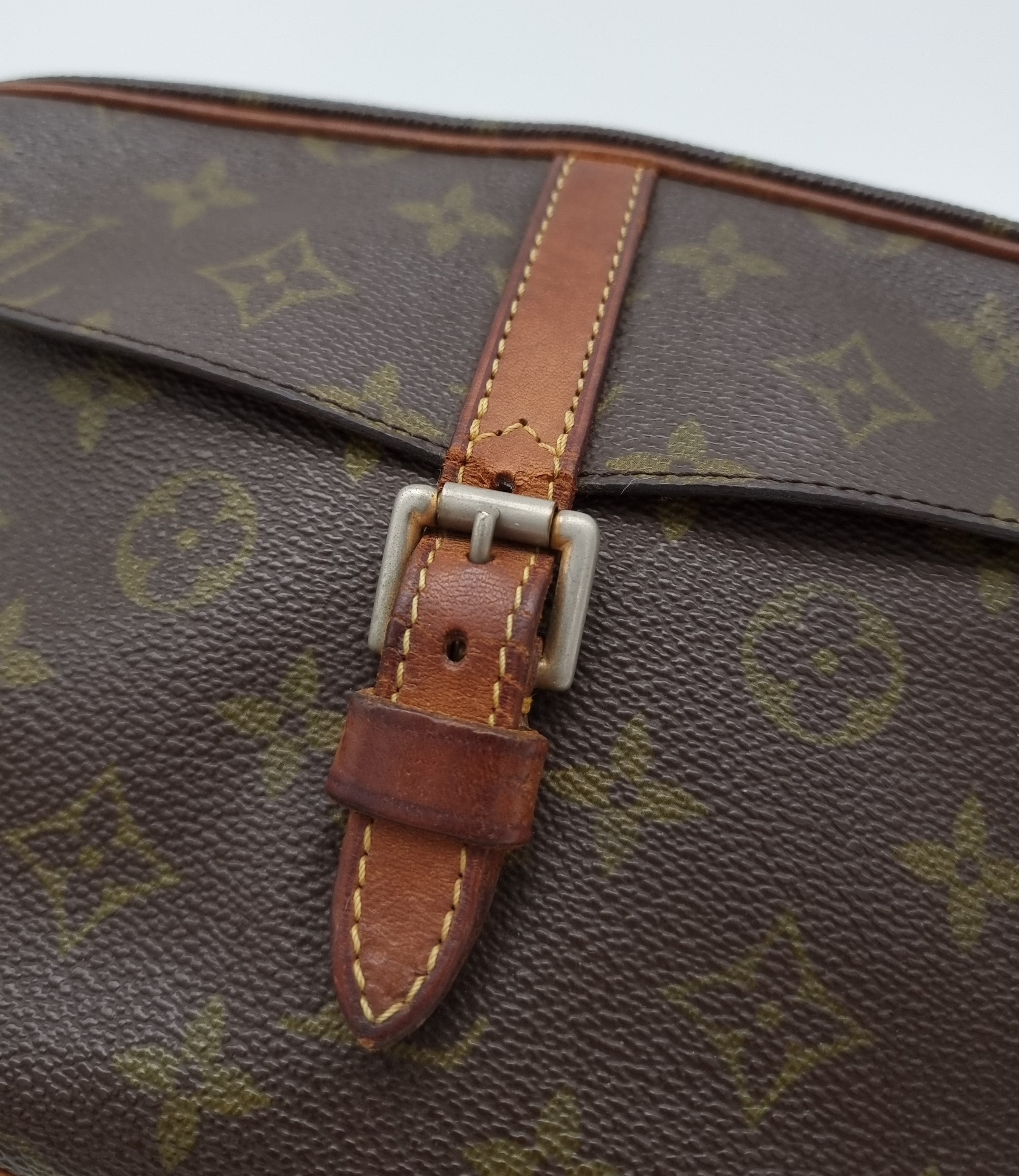 Louis Vuitton Jeune Fille PM