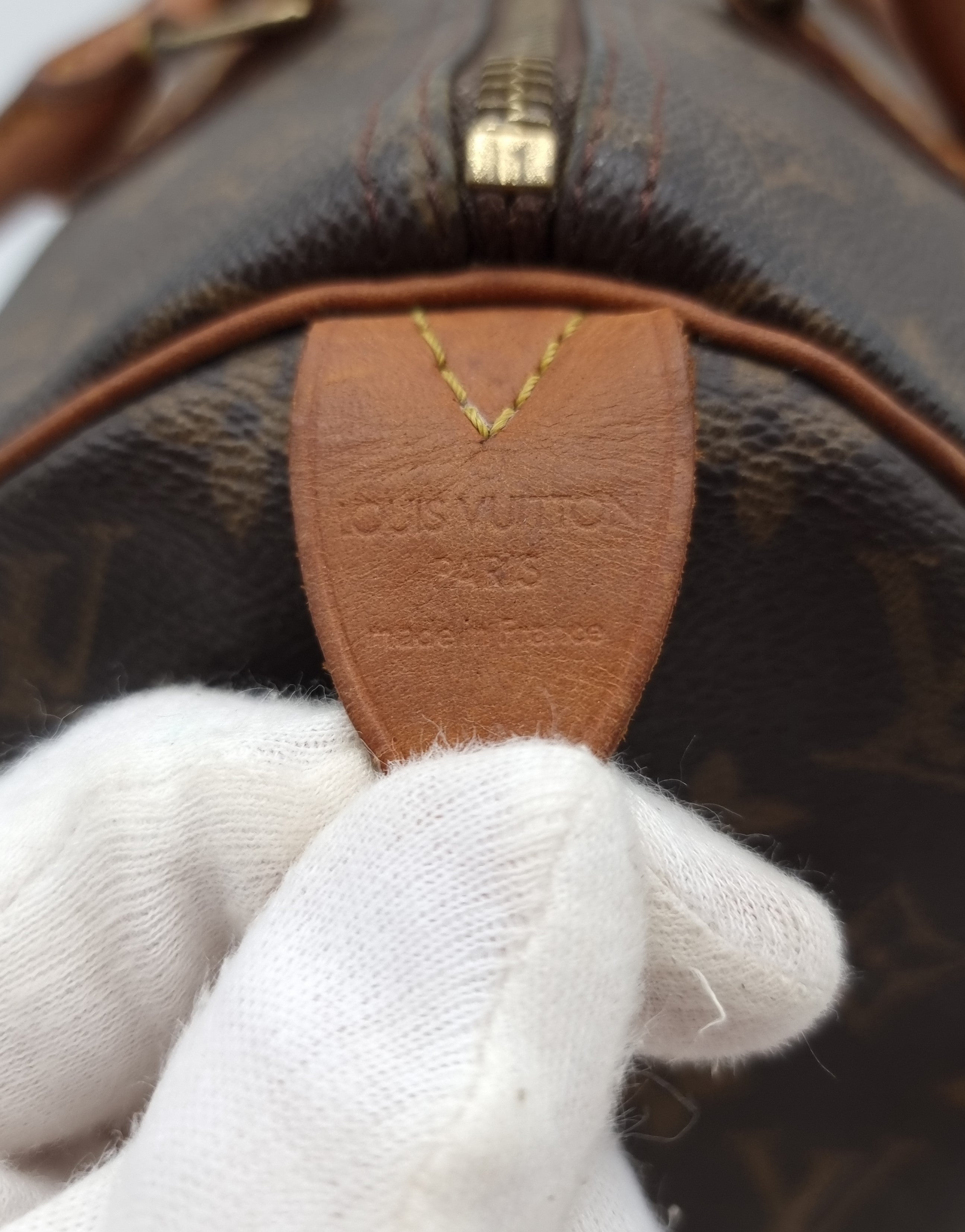 Louis Vuitton Speedy 30