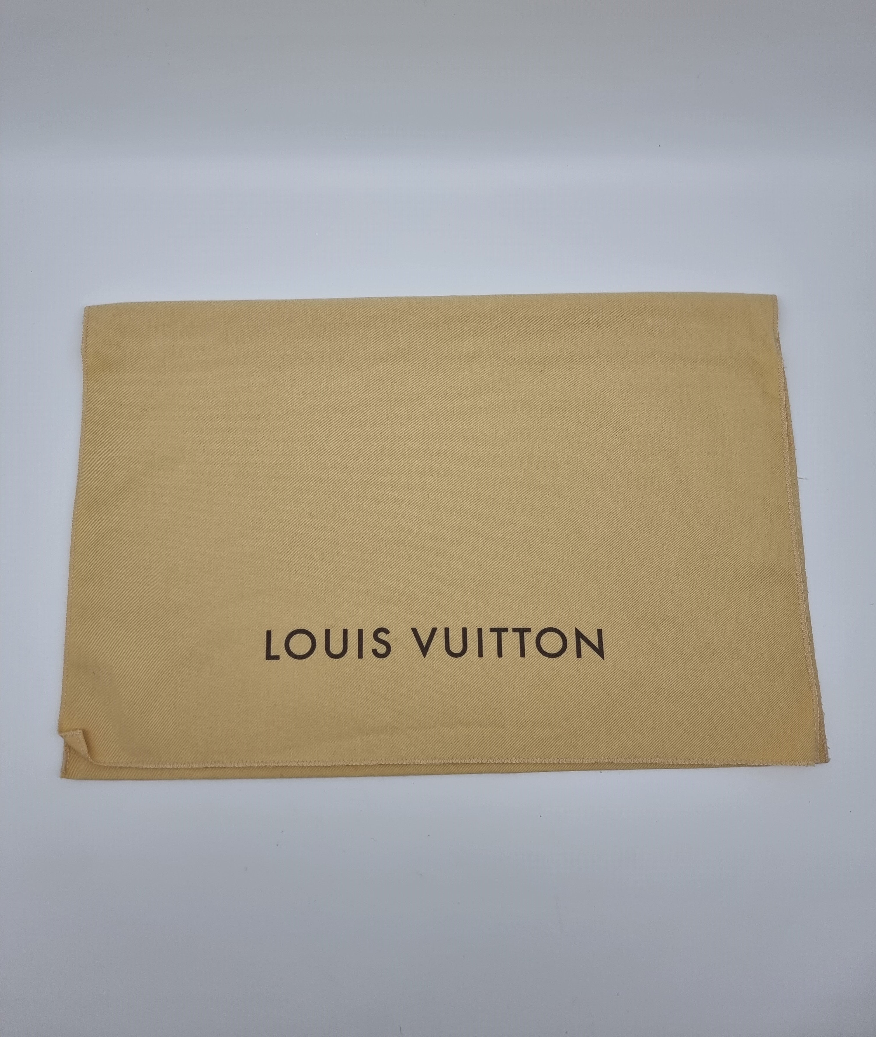 Louis Vuitton Papillon 30