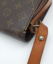 Louis Vuitton Cartouchiere GM