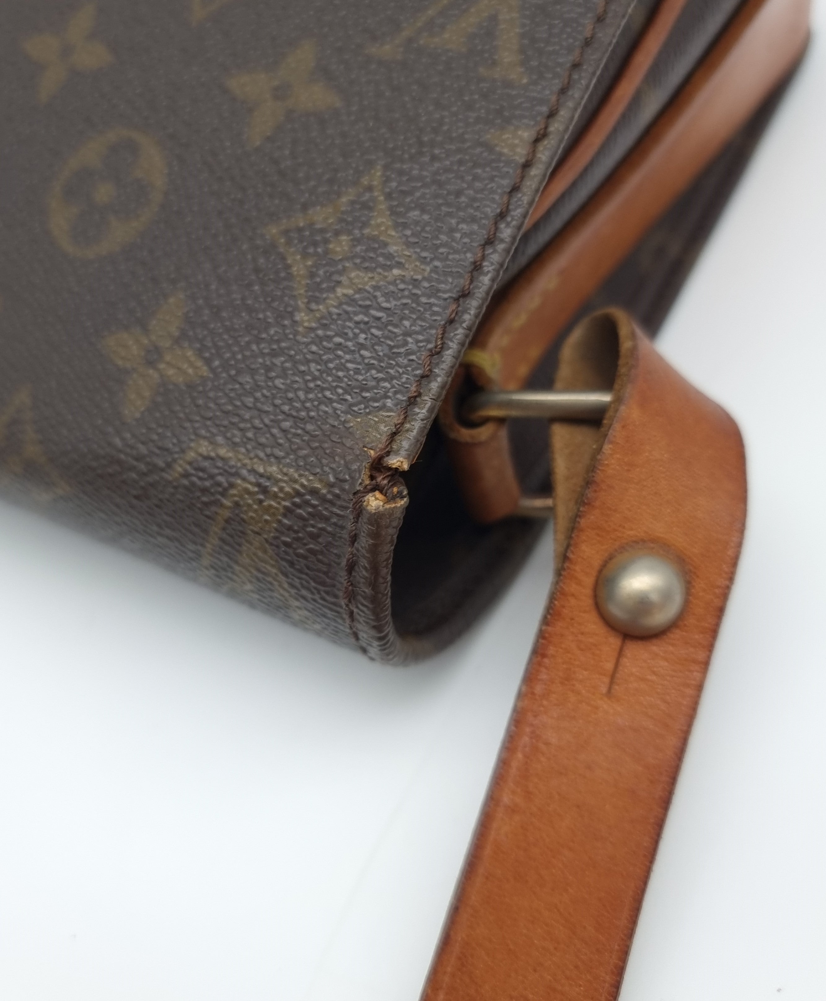 Louis Vuitton Cartouchiere GM