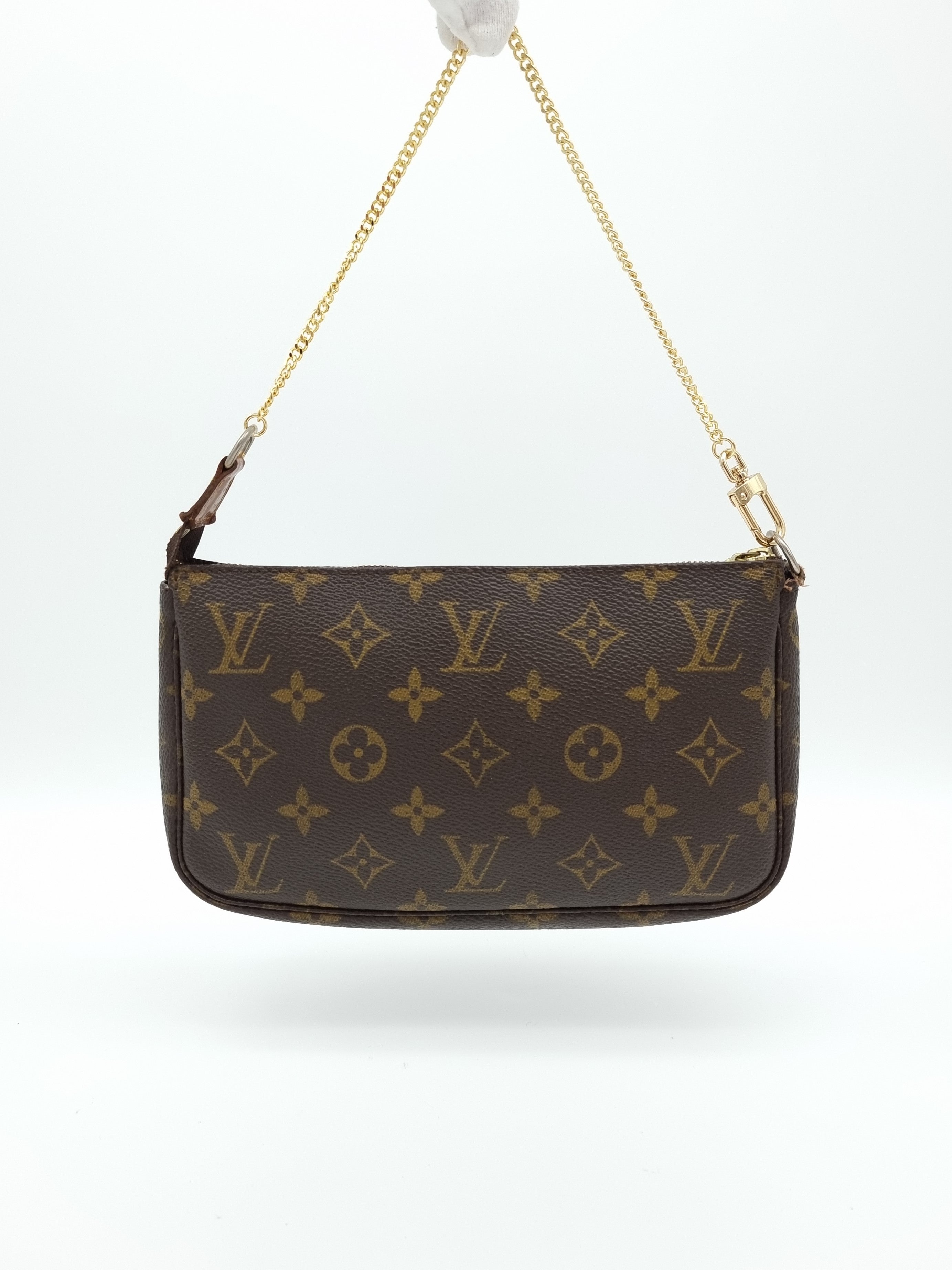 Louis Vuitton Pochette Accessoires