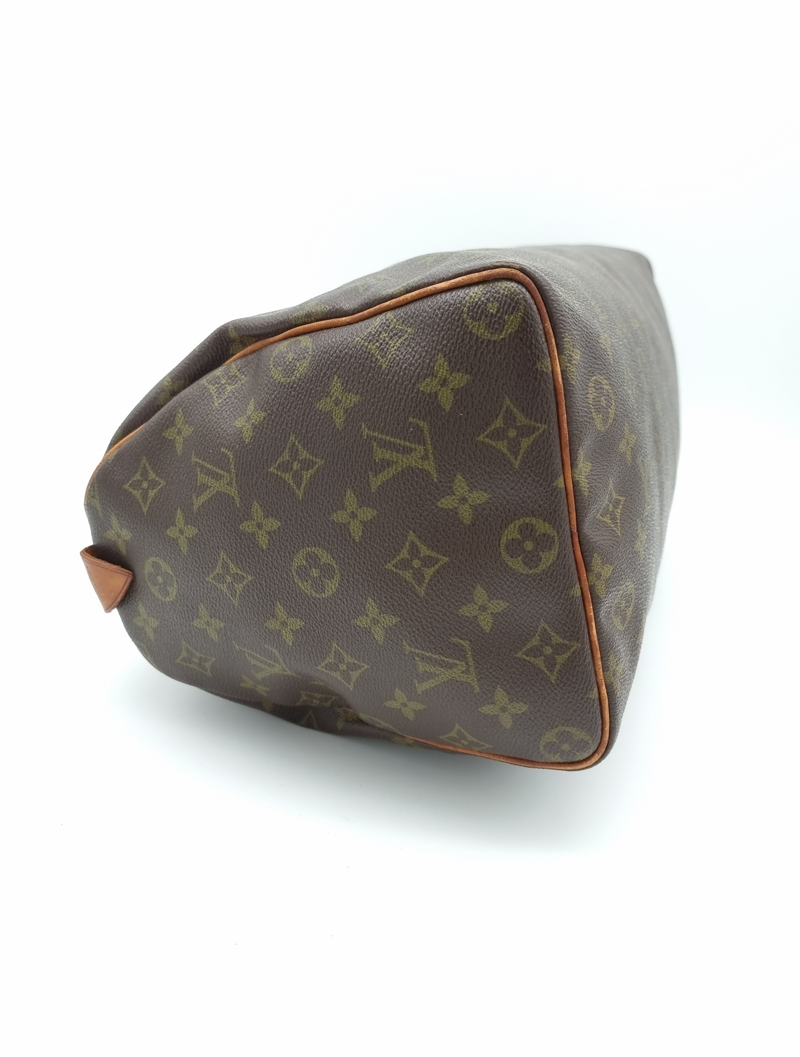 Louis Vuitton Speedy 35