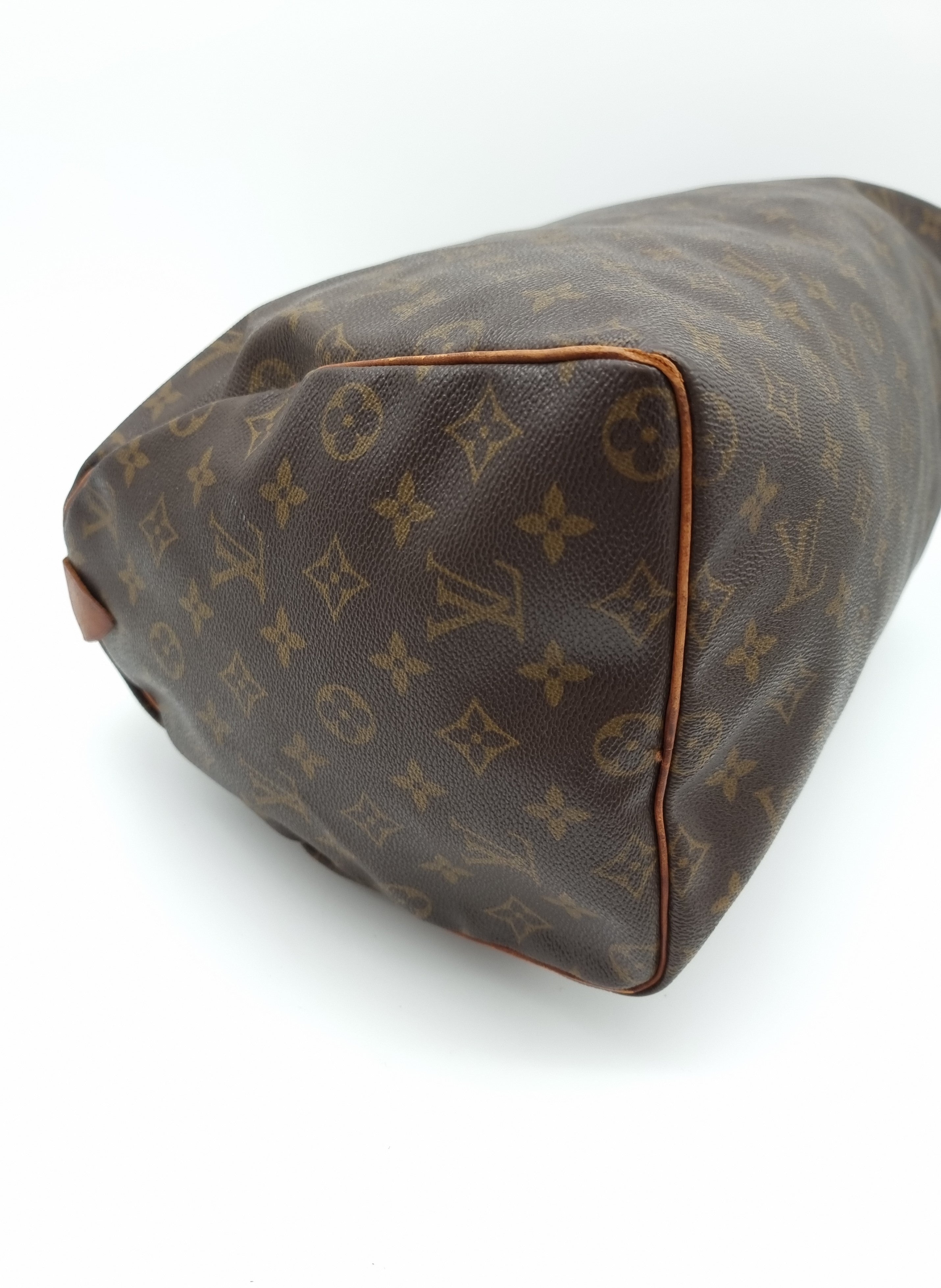 Louis Vuitton Speedy 40