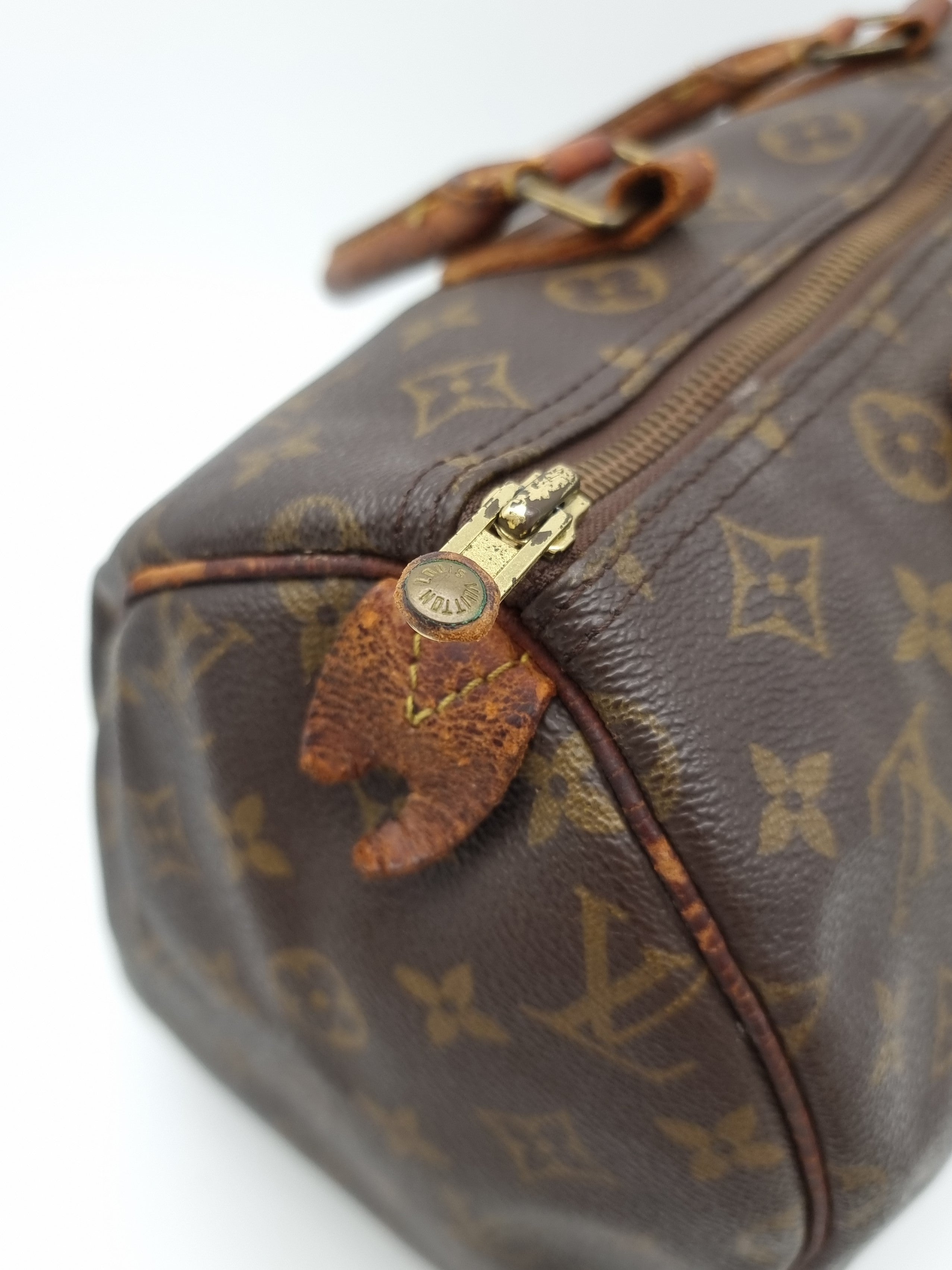 Louis Vuitton Speedy 30