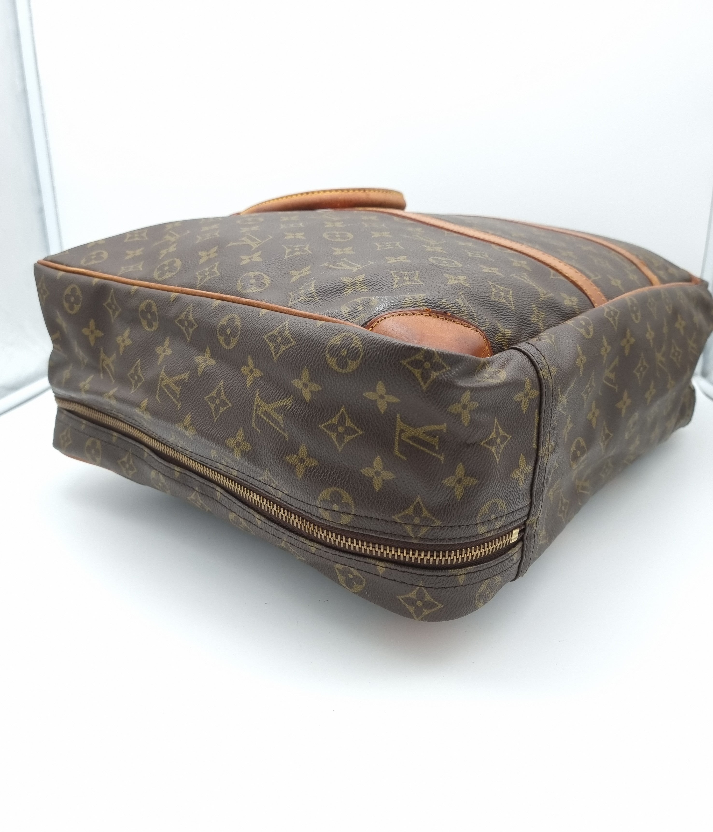 Louis Vuitton Sirius 50