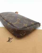 Louis Vuitton Pochette Accessoires