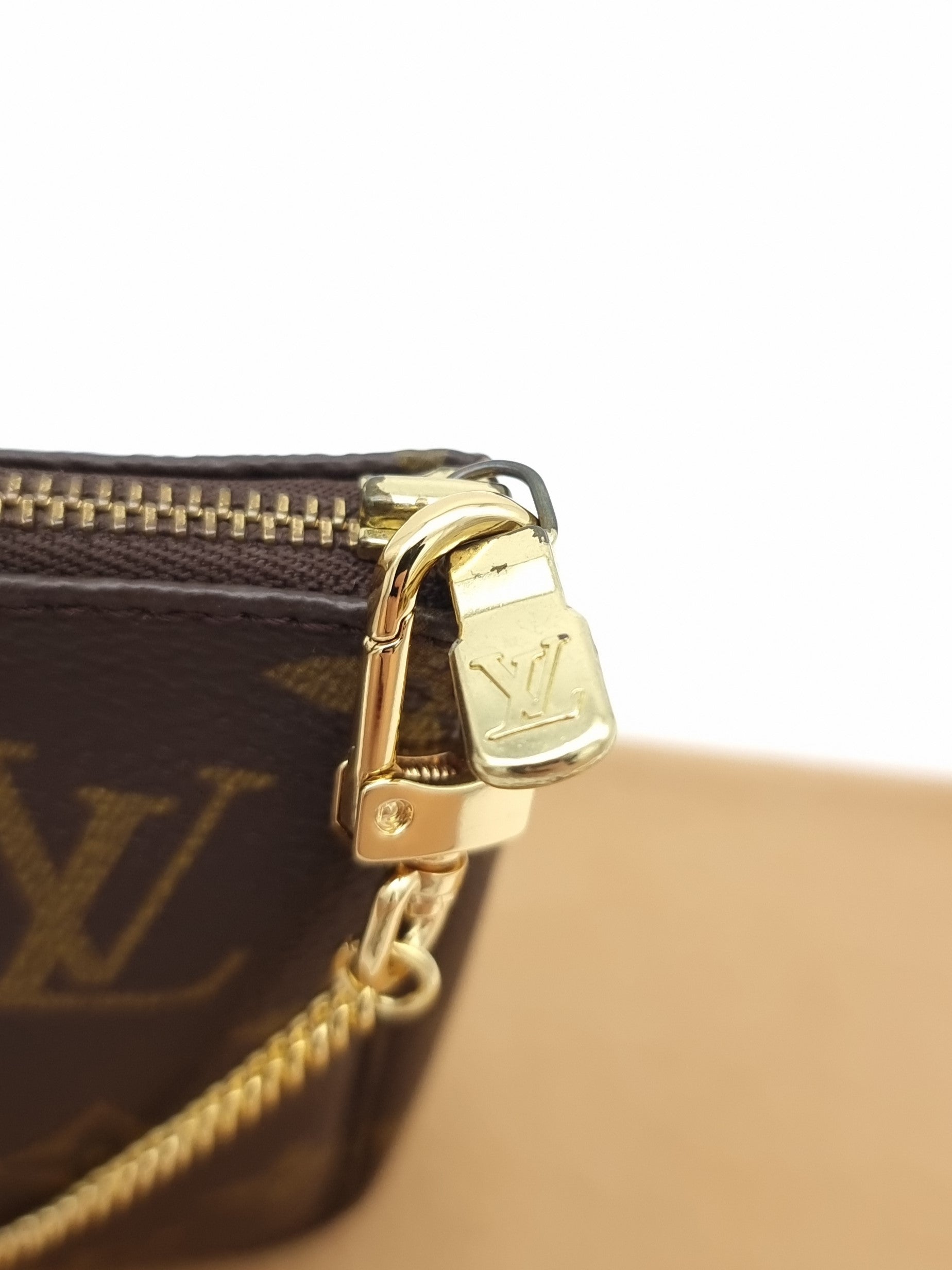 Louis Vuitton Pochette Accessoires