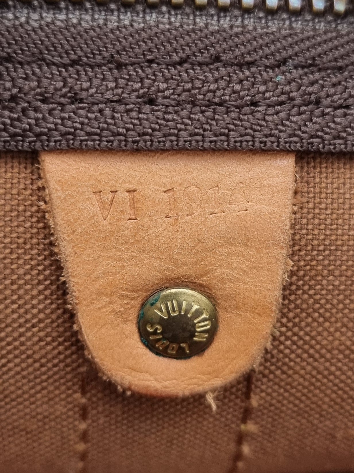 Louis Vuitton Keepall 50 Bandouliere