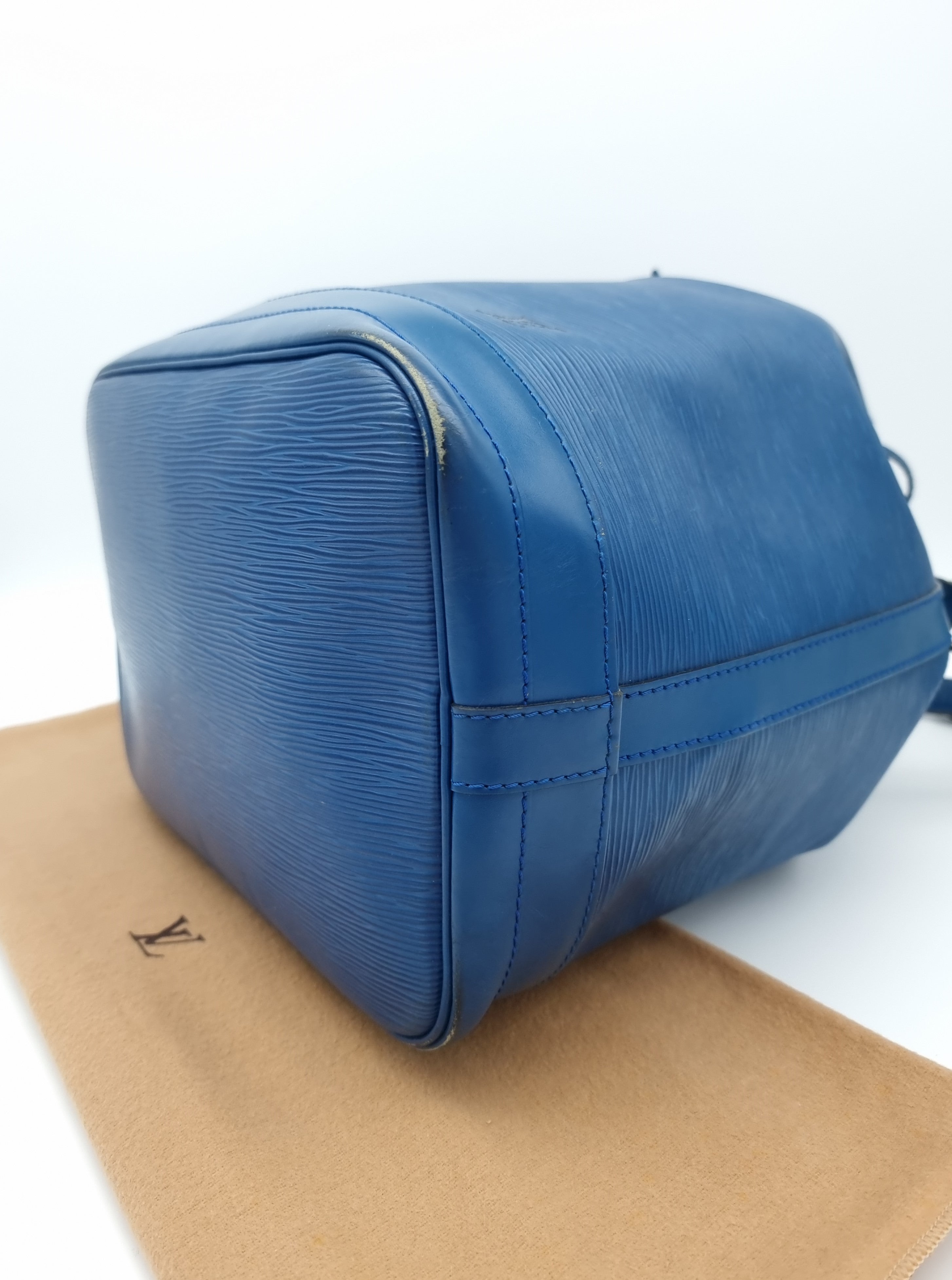 Louis Vuitton Noe Epi Blue