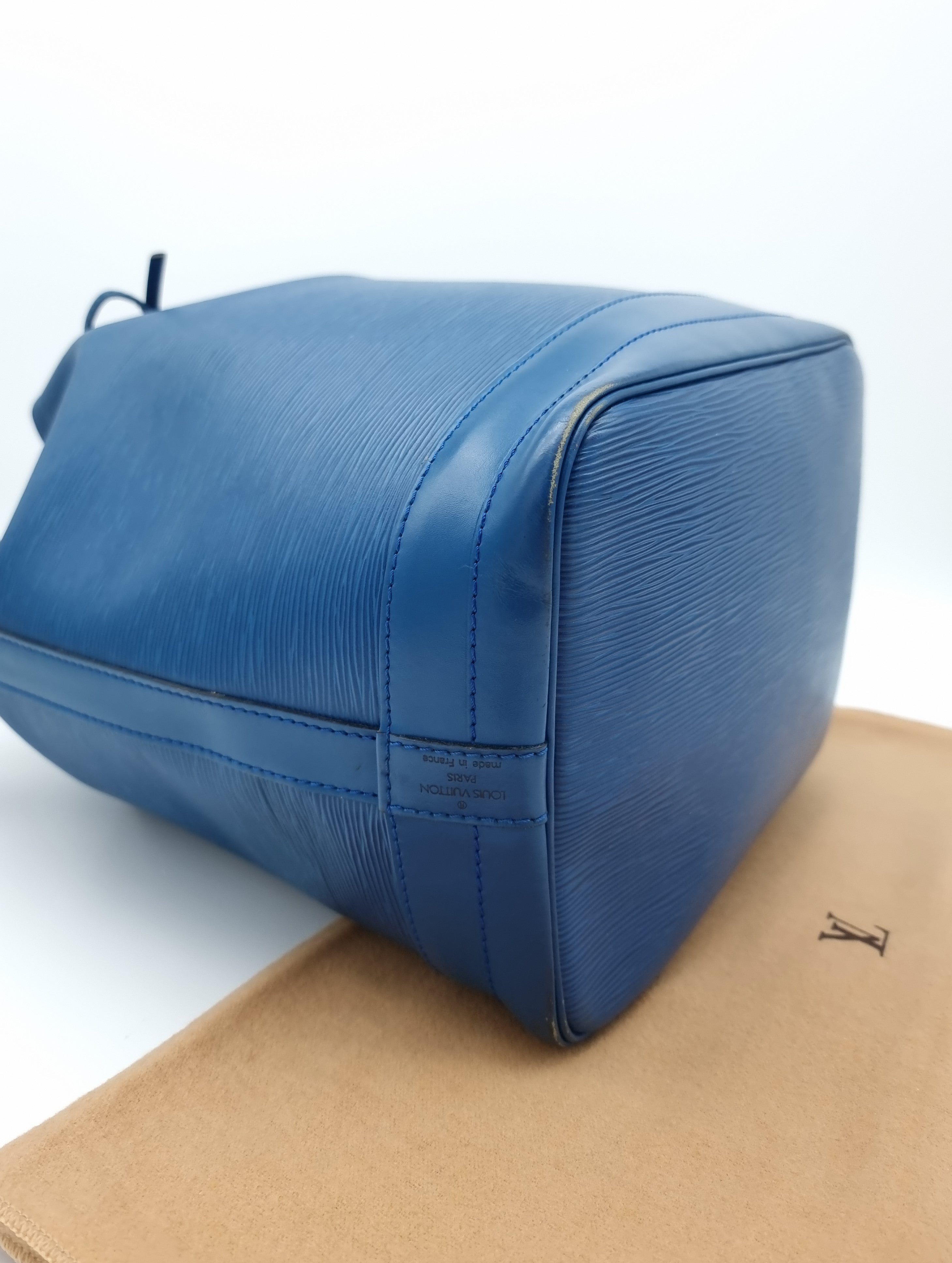 Louis Vuitton Noe Epi Blue