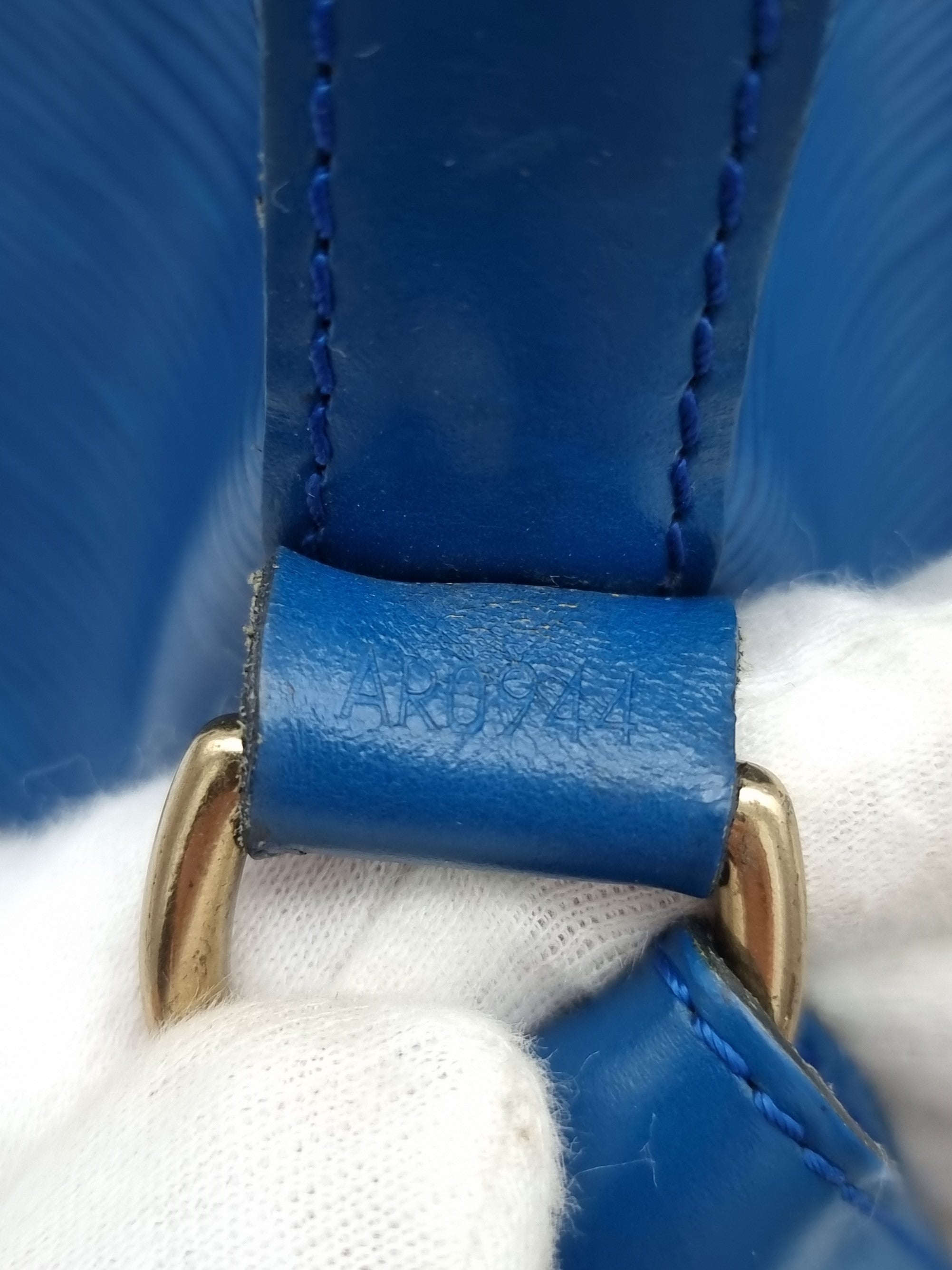 Louis Vuitton Noe Epi Blue