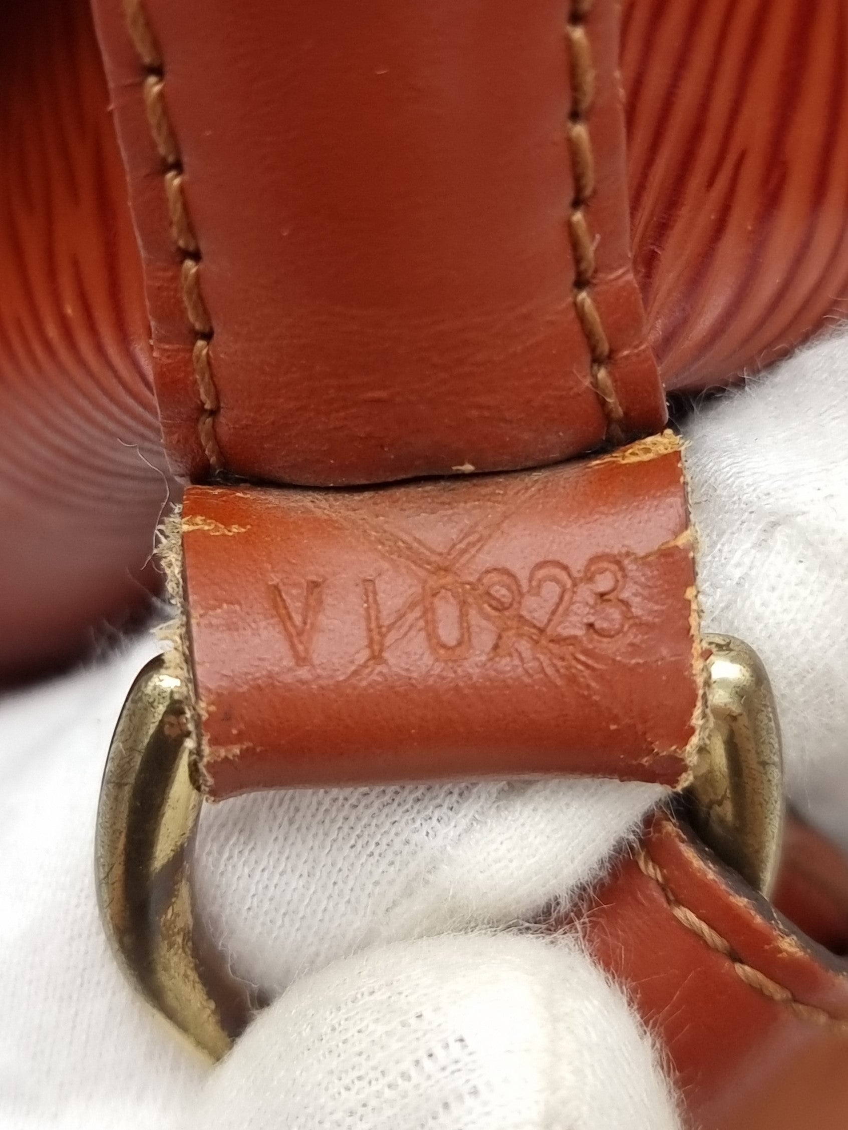 Louis Vuitton Noe Epi Brown