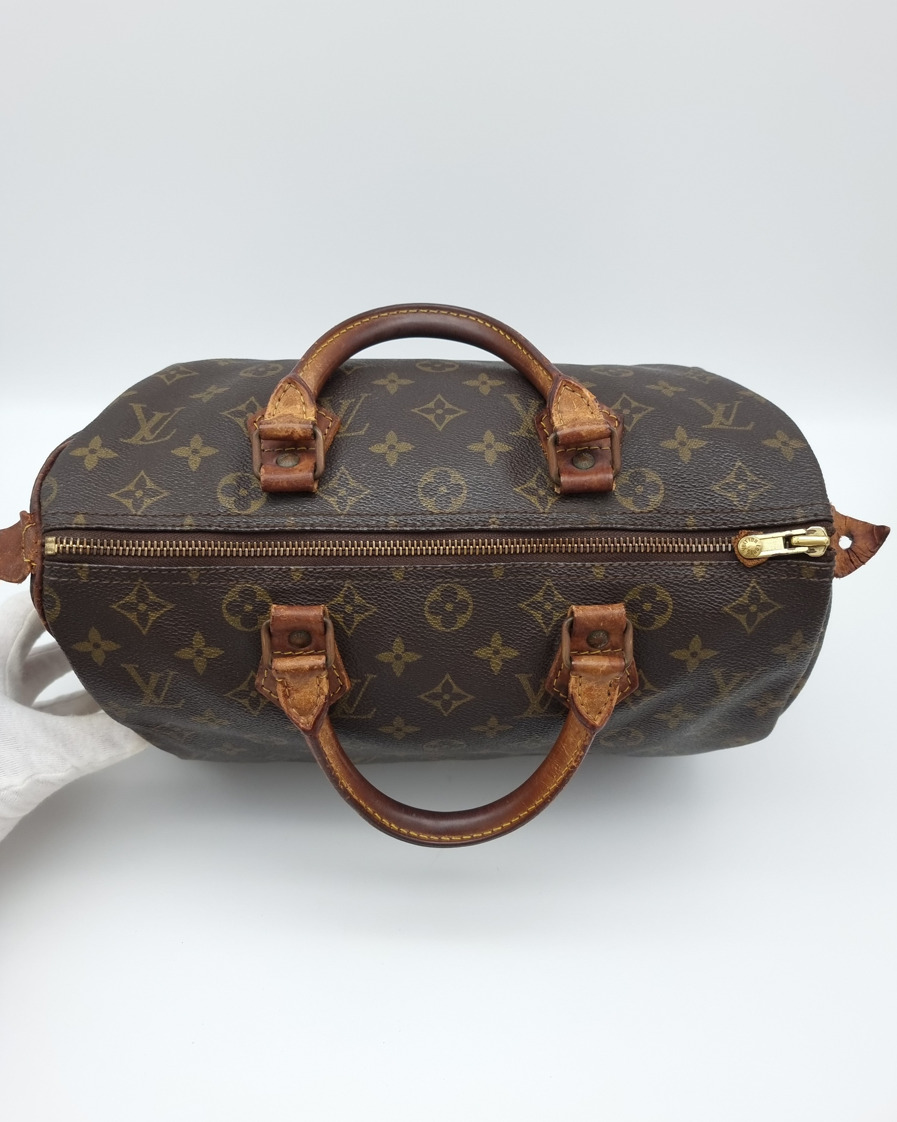 Louis Vuitton Speedy 30