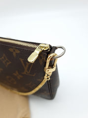 Louis Vuitton Pochette Accessoires