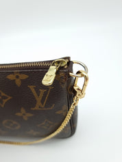 Louis Vuitton Pochette Accessoires