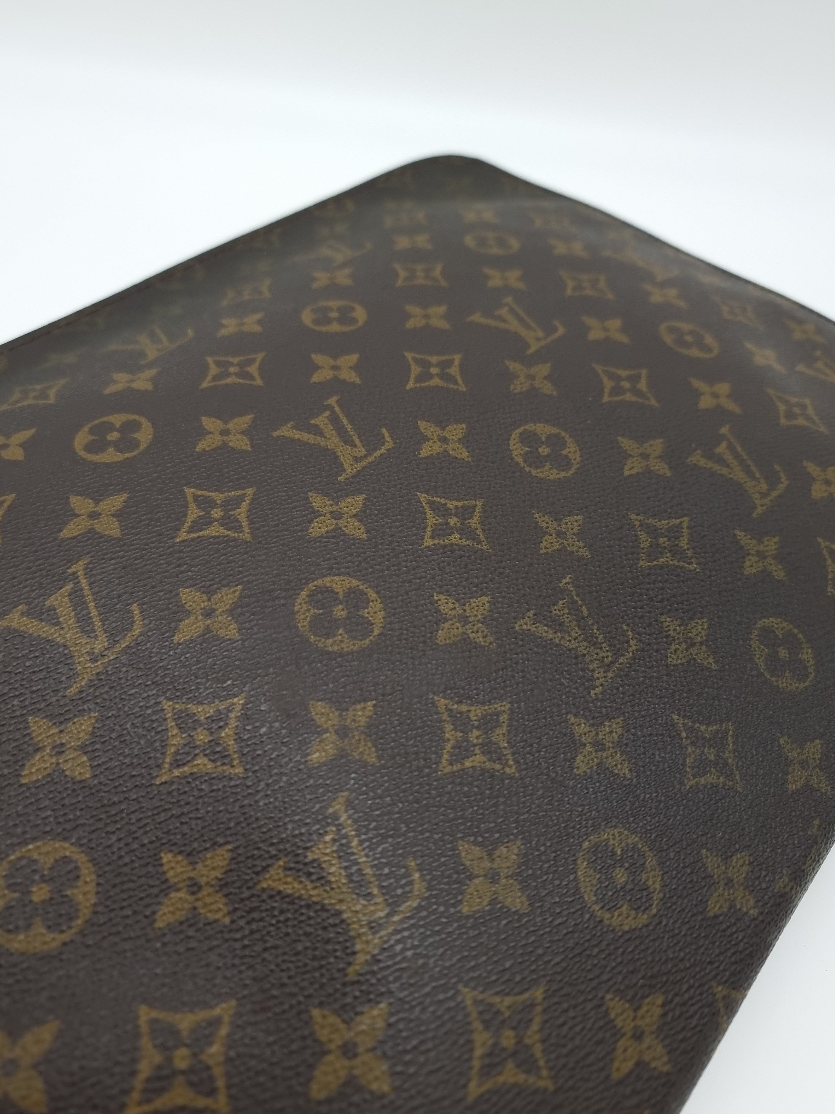 Louis Vuitton Voyage GM Laptop Case