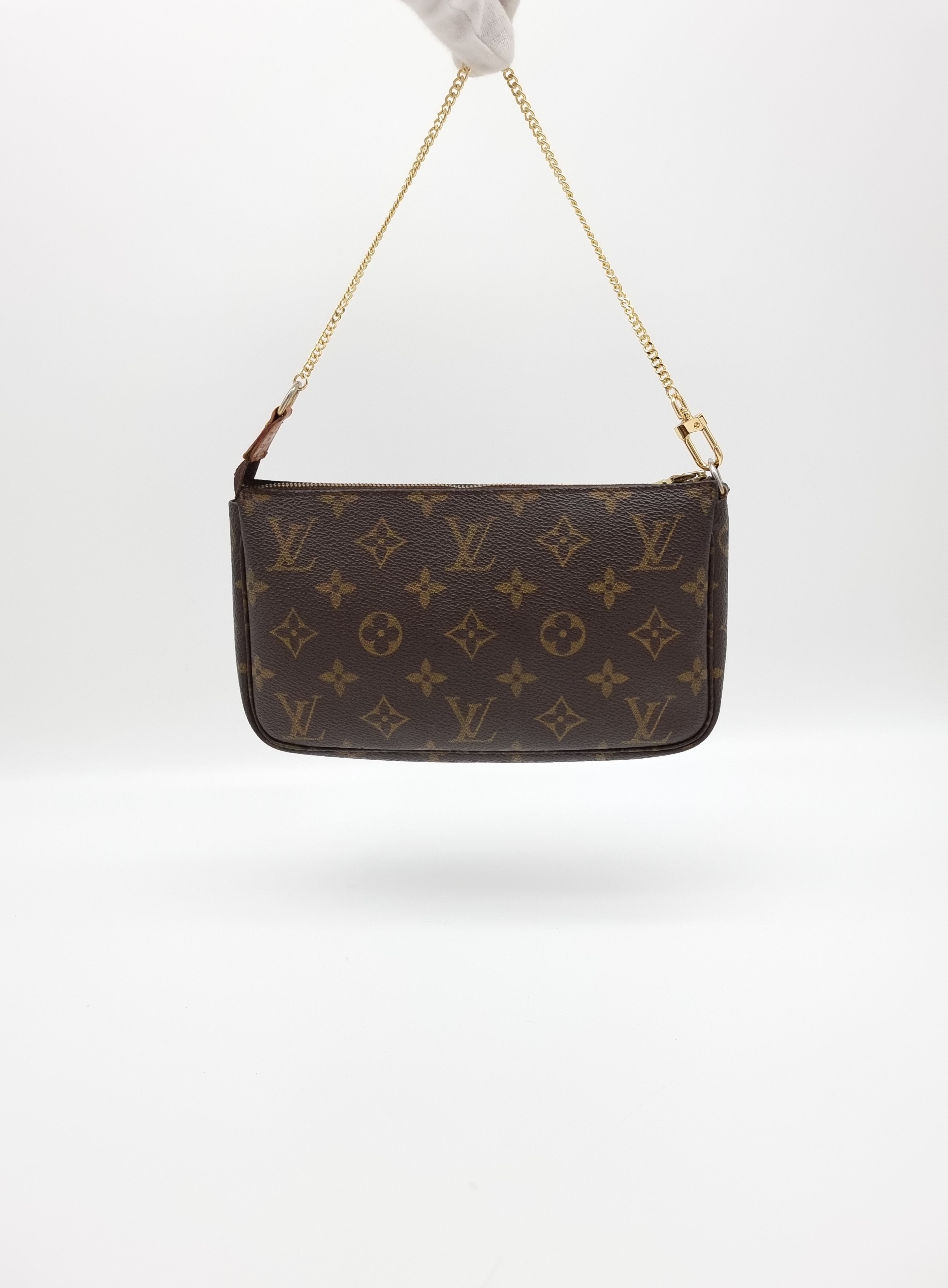 Louis Vuitton Pochette Accessoires