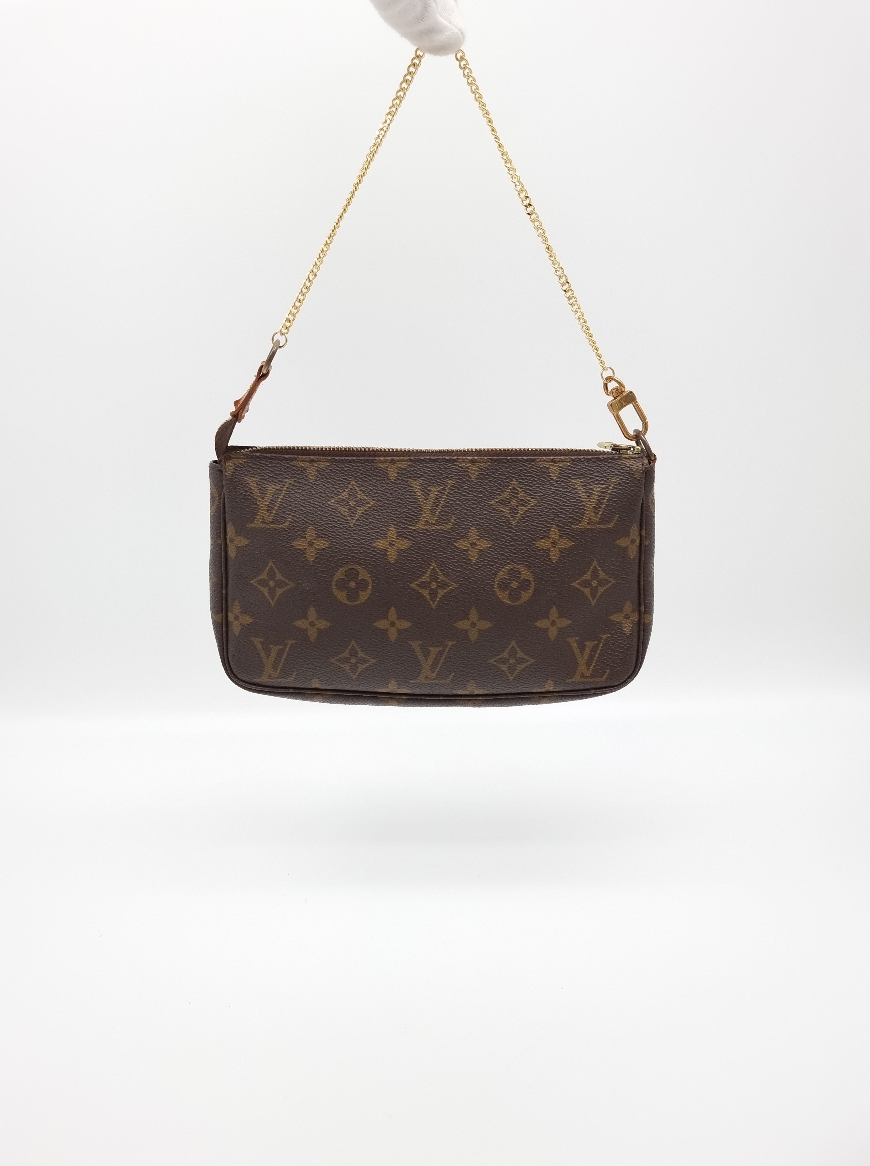 Louis Vuitton Pochette Accessoires