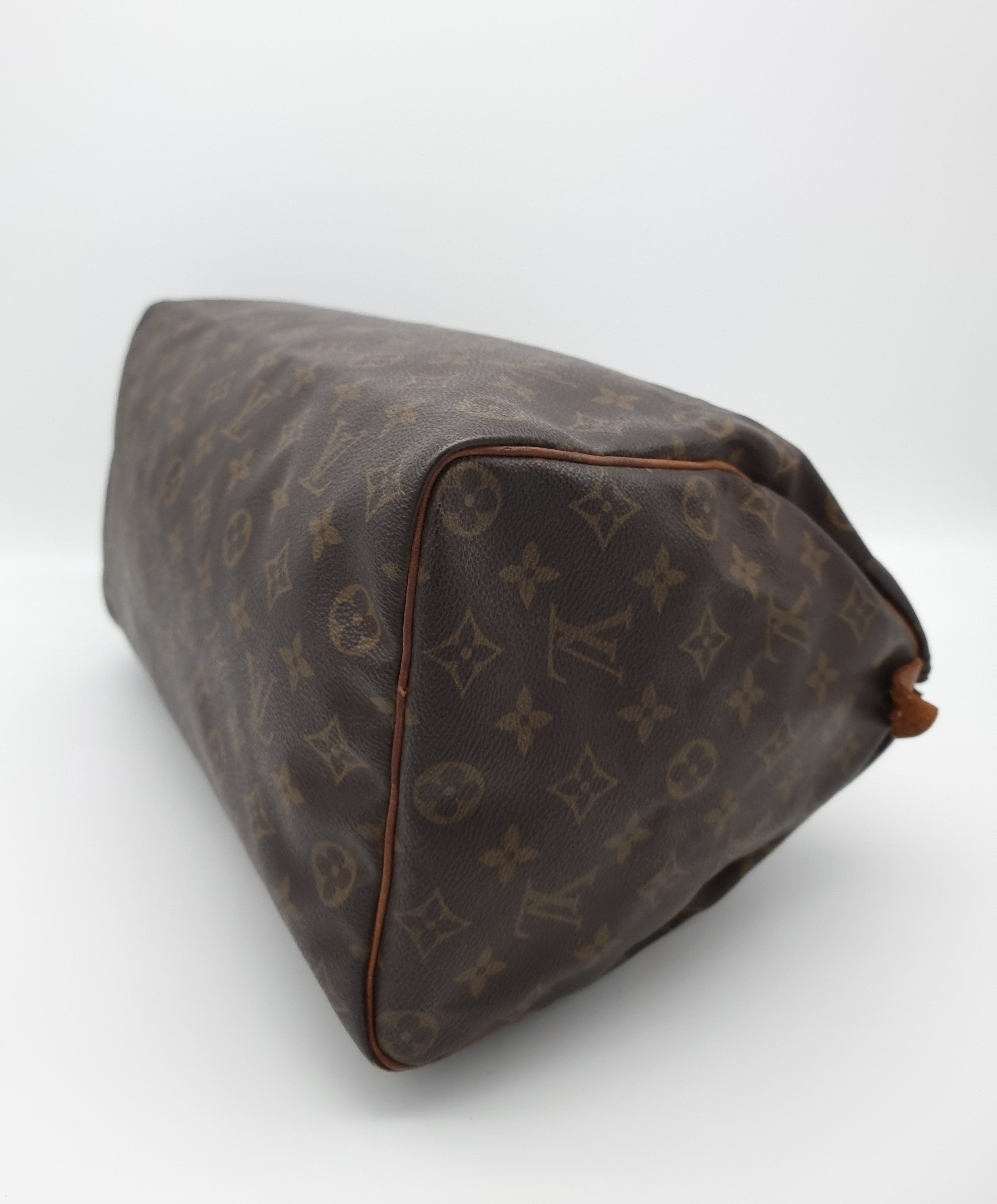 Louis Vuitton Speedy 35