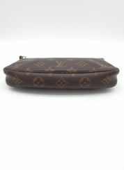 Louis Vuitton Pochette Accessoires