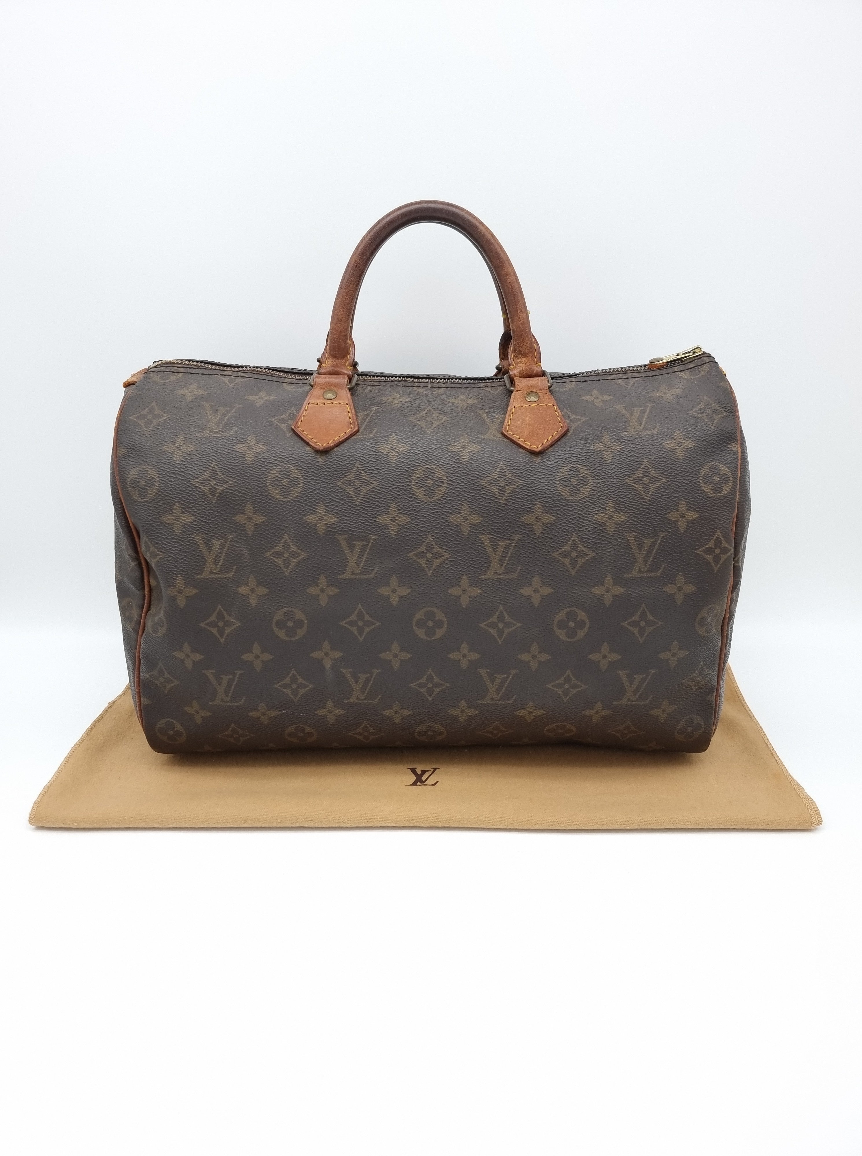 Louis Vuitton Speedy 35