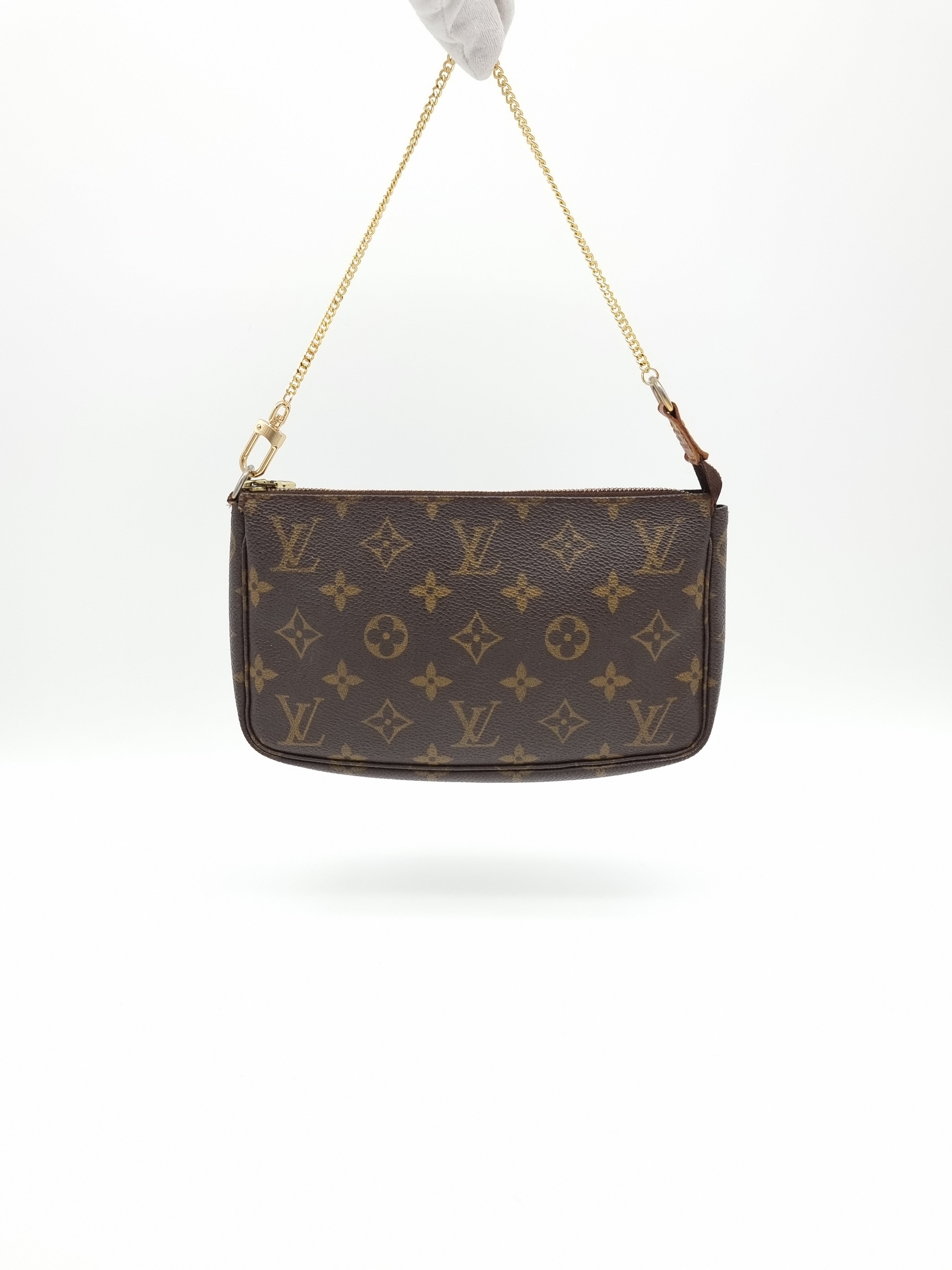 Louis Vuitton Pochette Accessoires