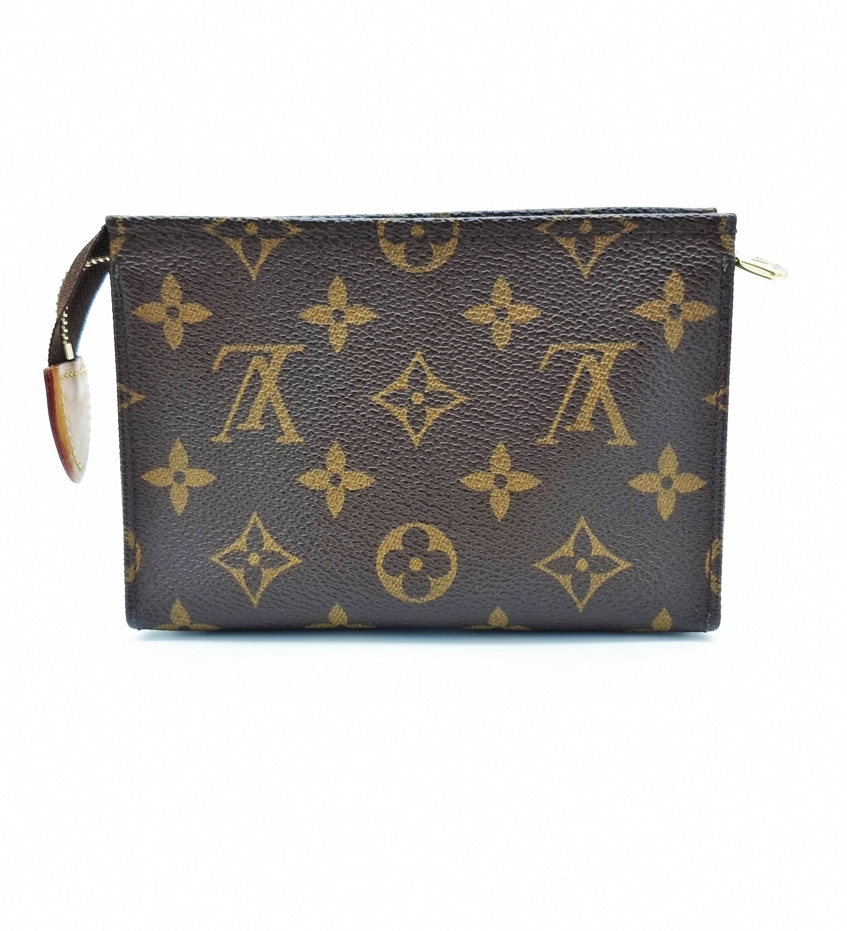 Louis Vuitton Poche Toilette - 96636f