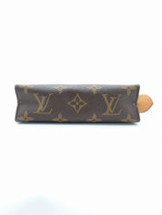 Louis Vuitton Poche Toilette - 96636f